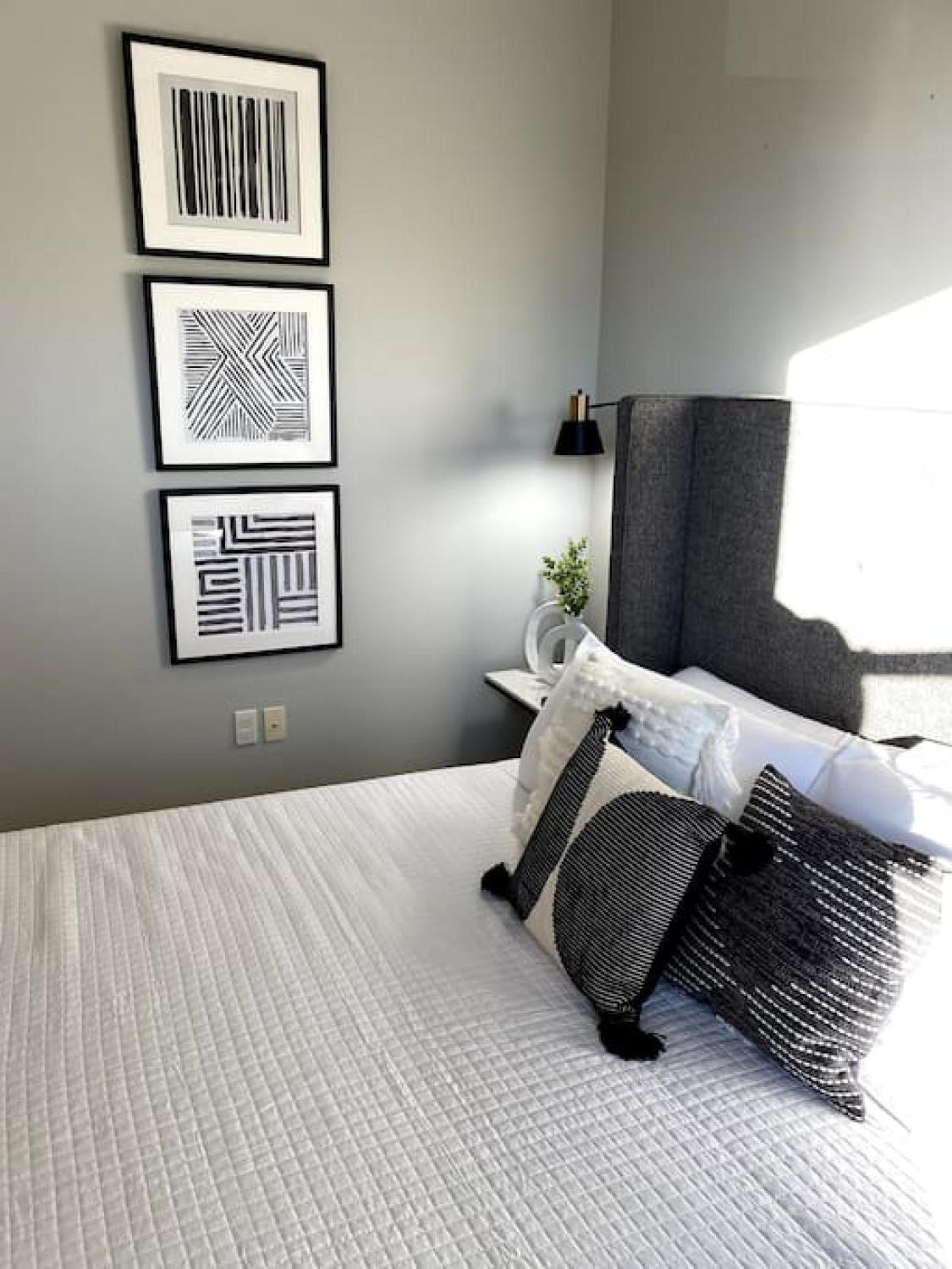 Near Vanderbilt Belmont Music Row with Free Parking view 4