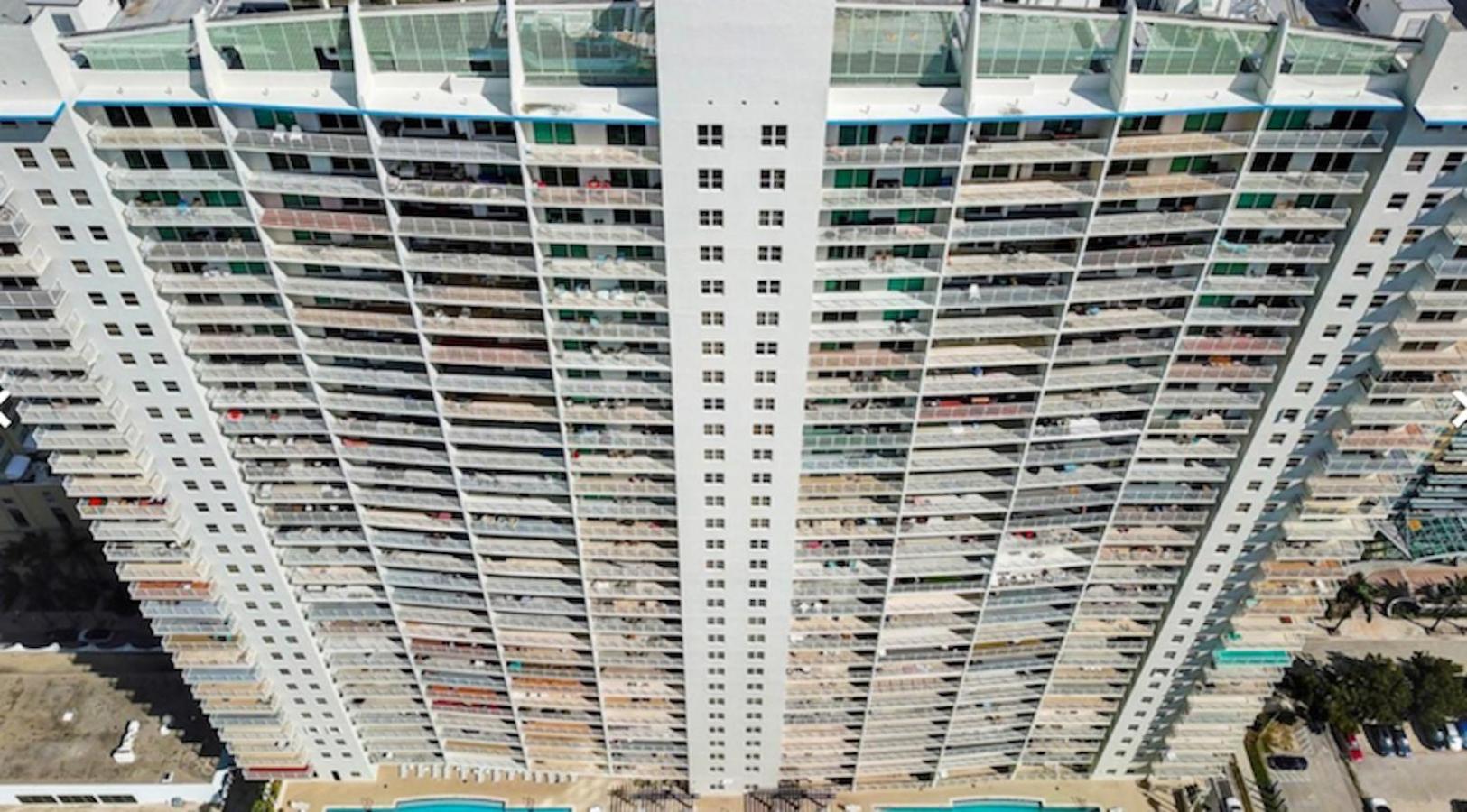 Gorgeous 1BR Condo Brickell-FreeParking