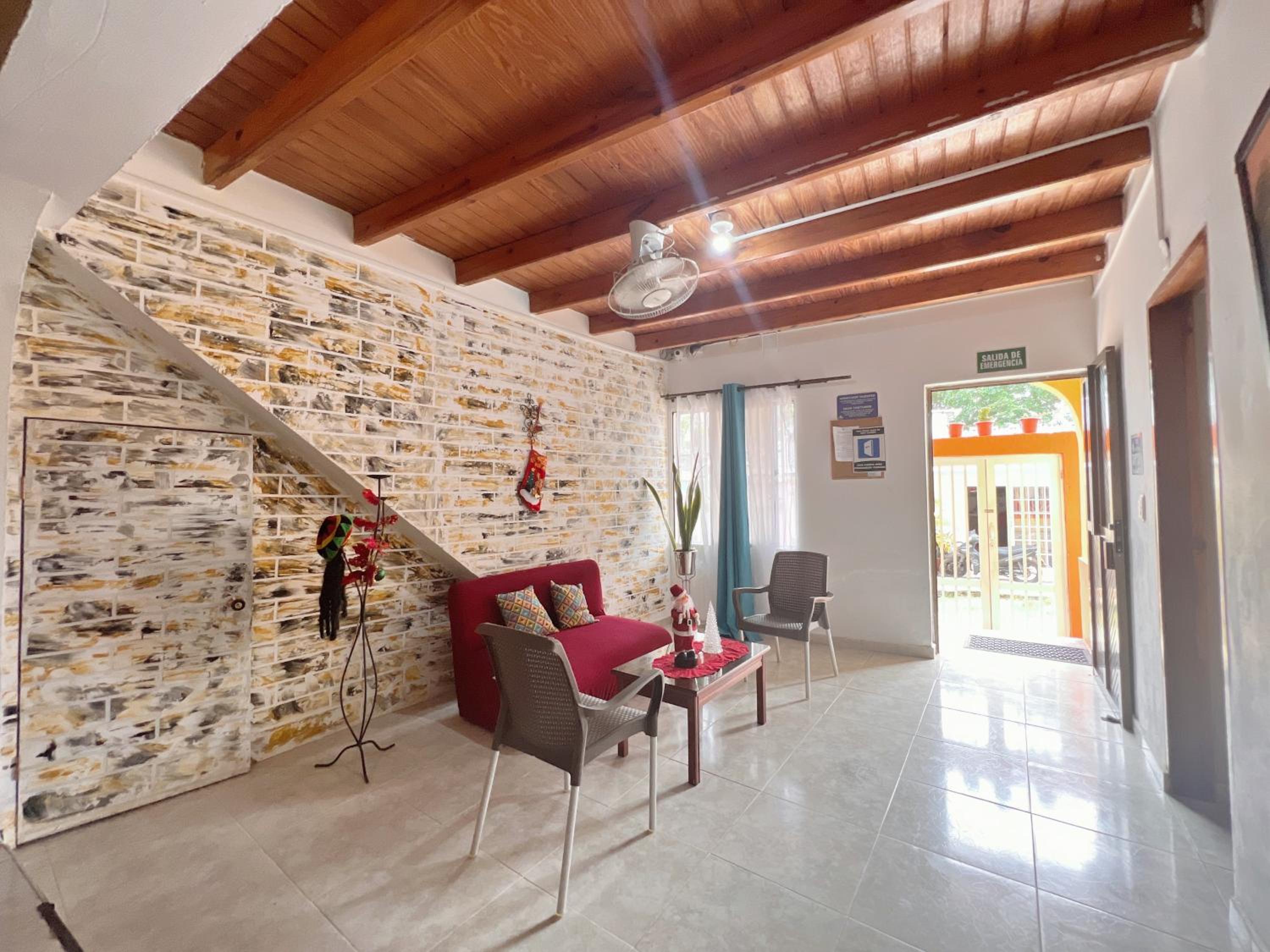 Hostal Mom Mariela
