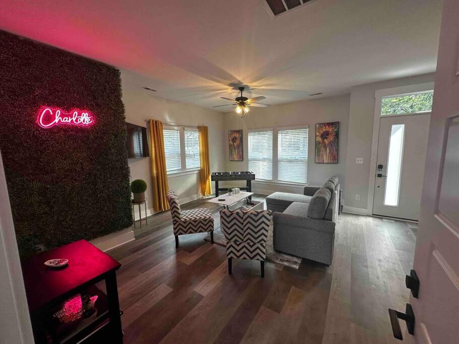 4 Story Queen City Retreat! New! Walk to Downtown! view 3