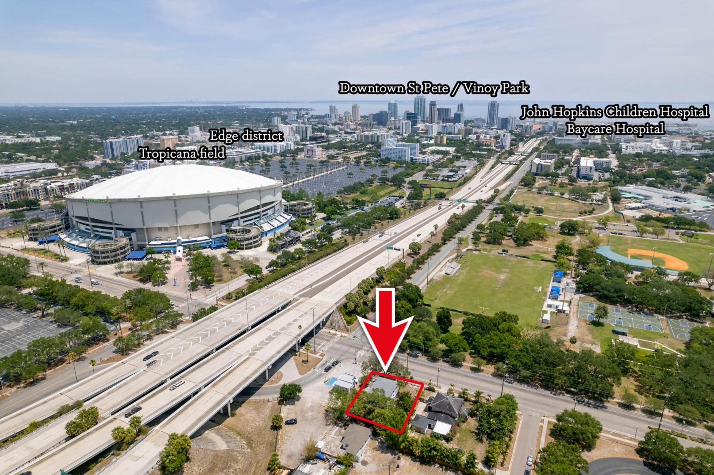St. Petersburg Downtown Apartments view 5