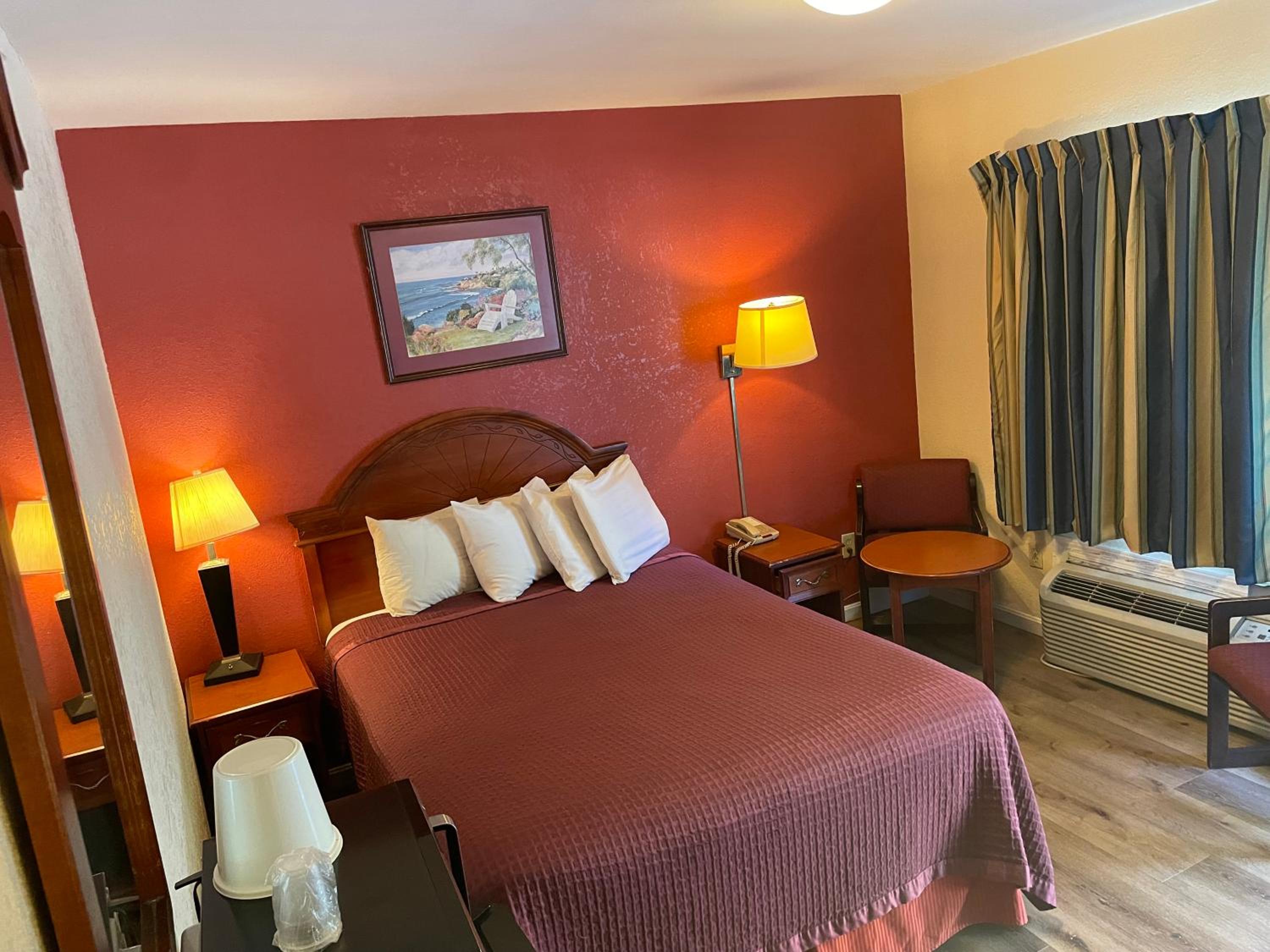 Express Inn view 5