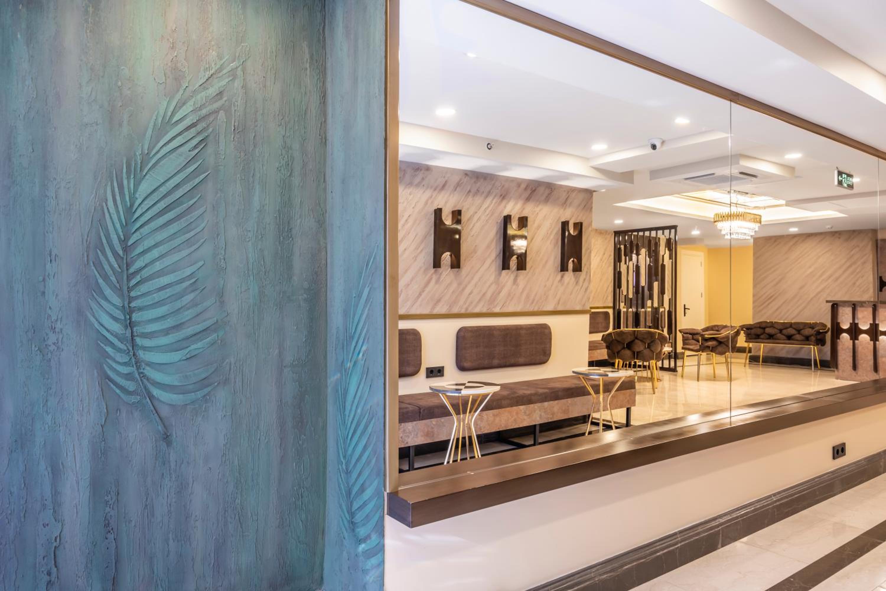 Emin Palace - Image 27