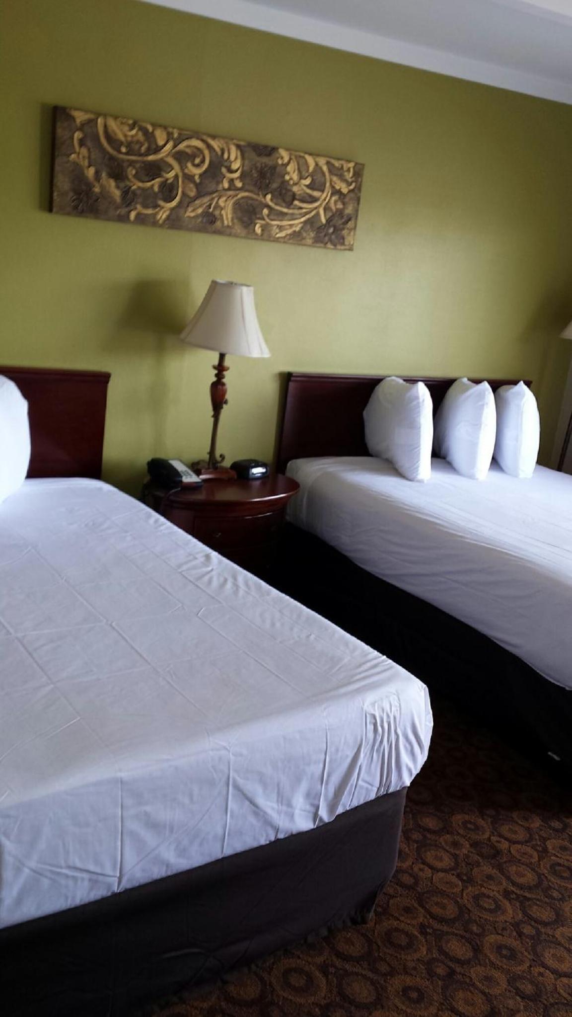 Kentucky Lake Inn