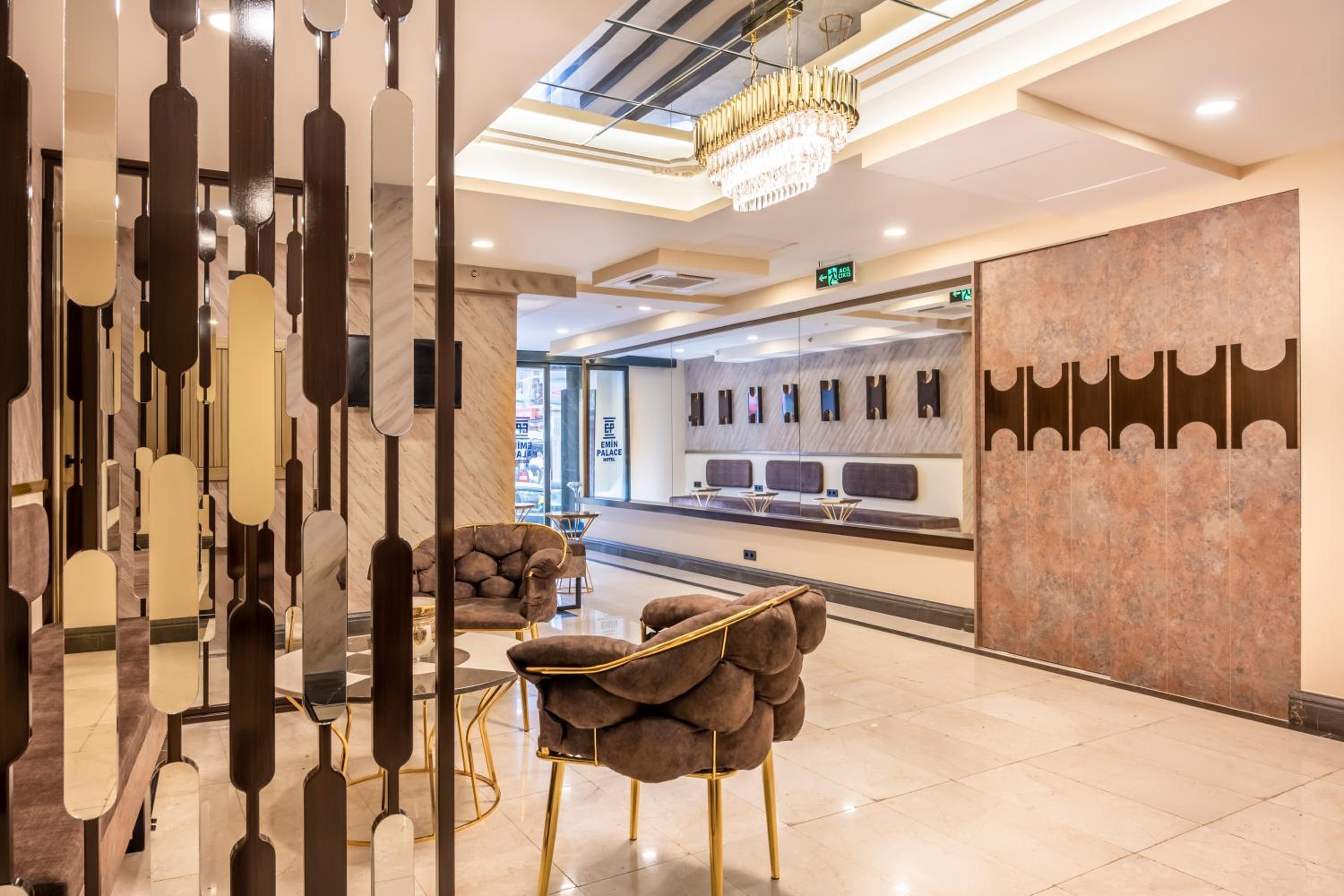 Emin Palace - Image 28