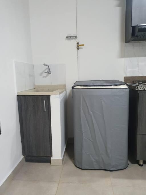 Aparta estudio Laureles - Estadio