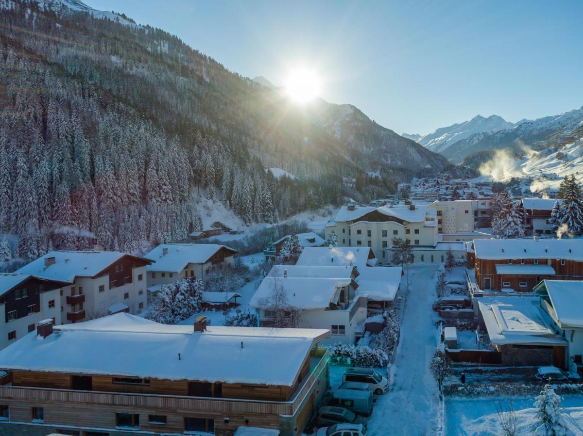 Riffelalp Lodge