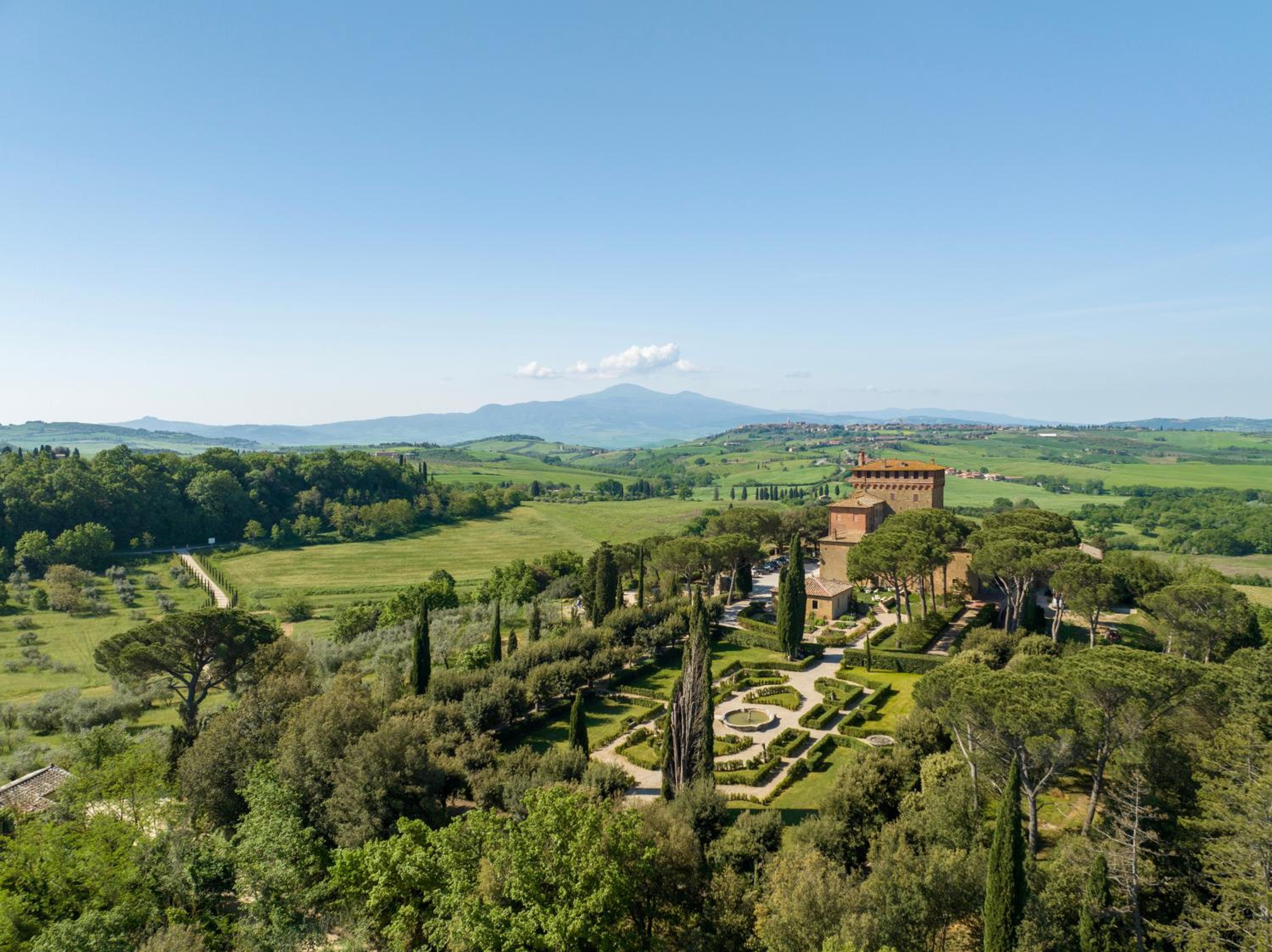 Palazzo Massaini - Le Scuderie view 2