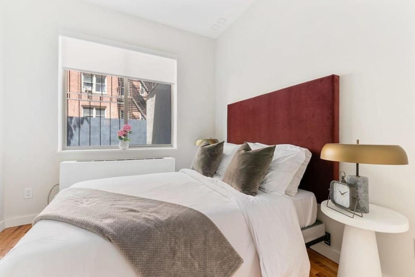 Luxury 3BR Duplex w Private Patio in Upper East