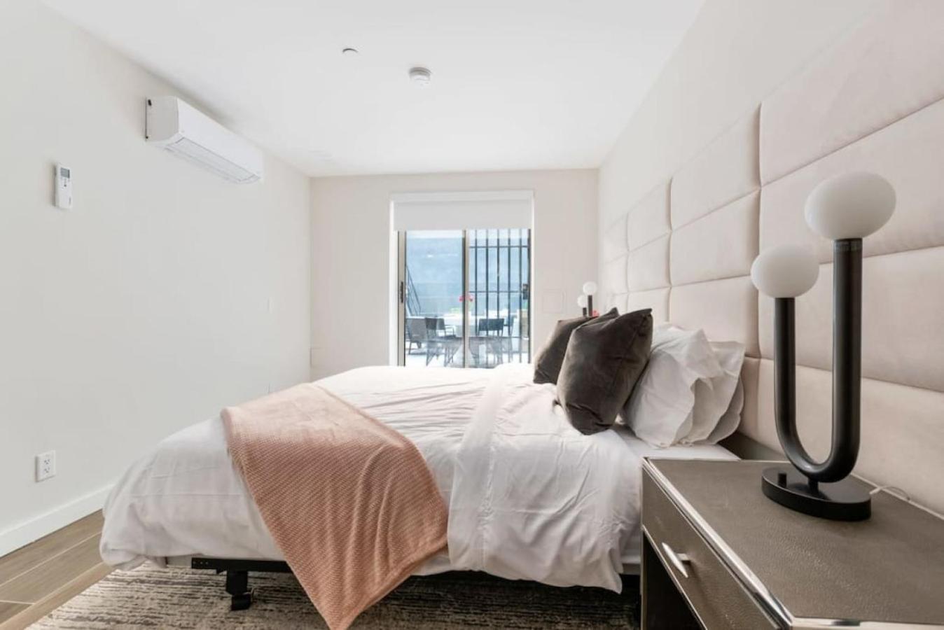 Luxury 3BR Duplex w Private Patio in Upper East