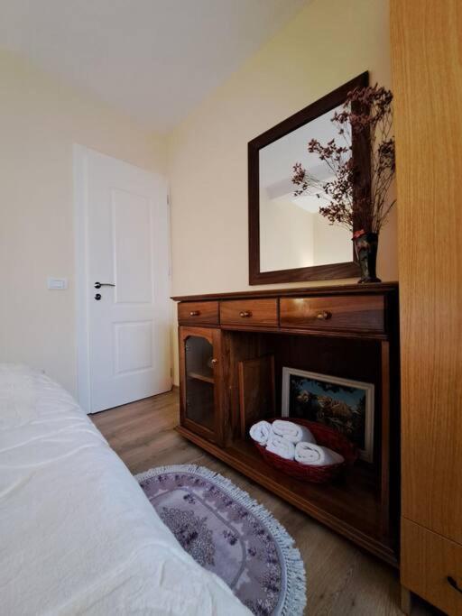 Quiet, Cozy, Luminous Apartment
