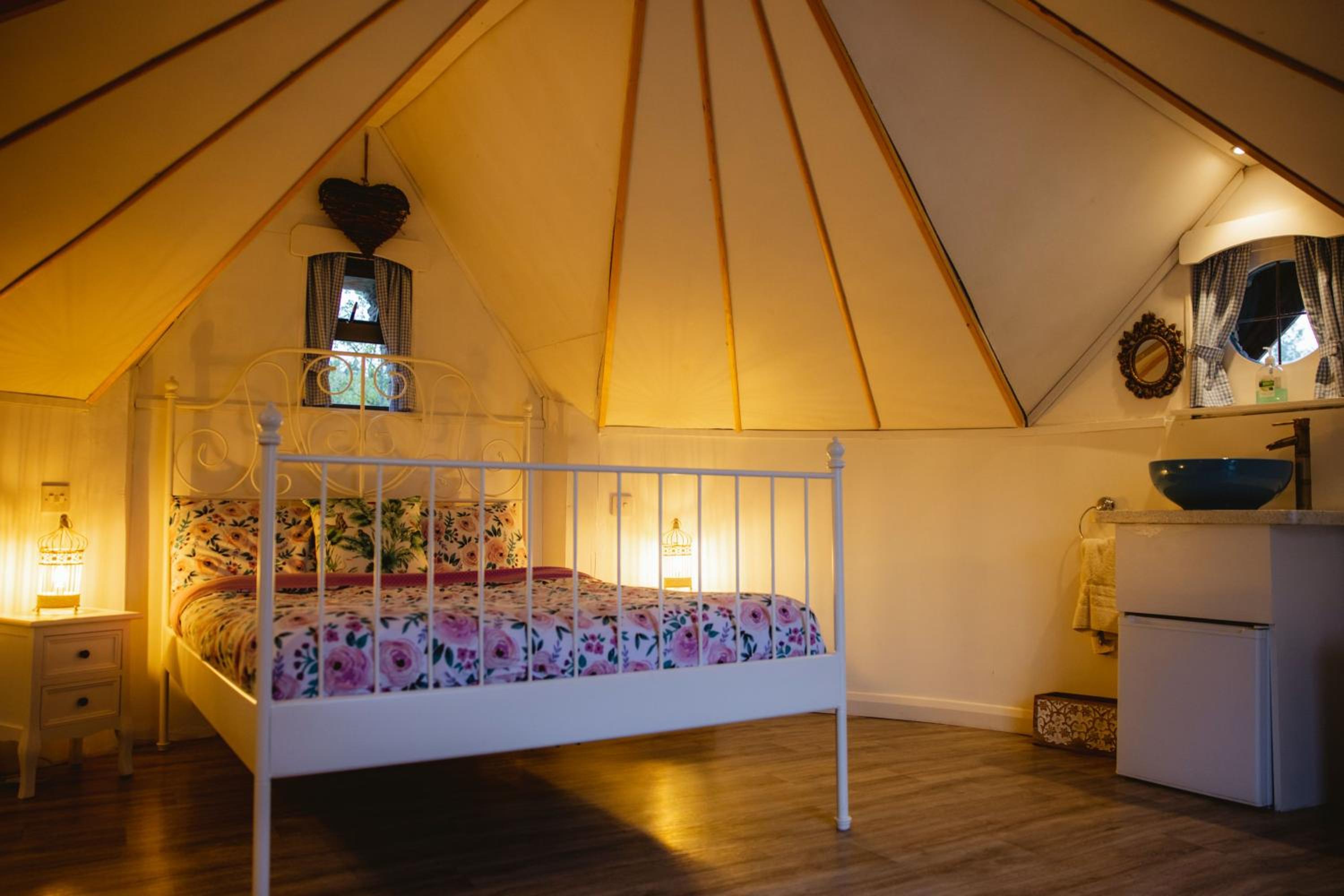 Mayo Glamping