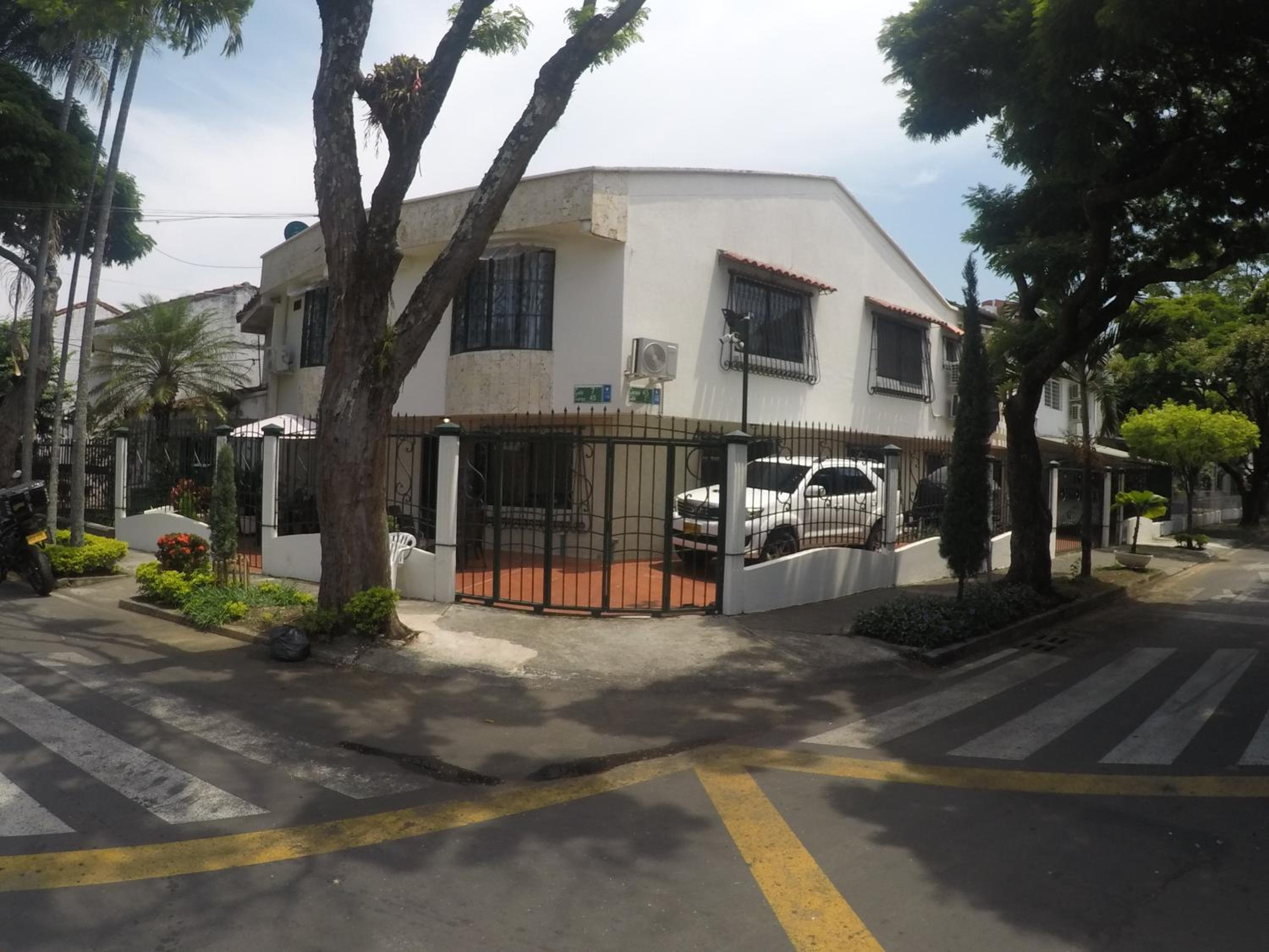 CASA HOTEL FLOR DEL VALLE