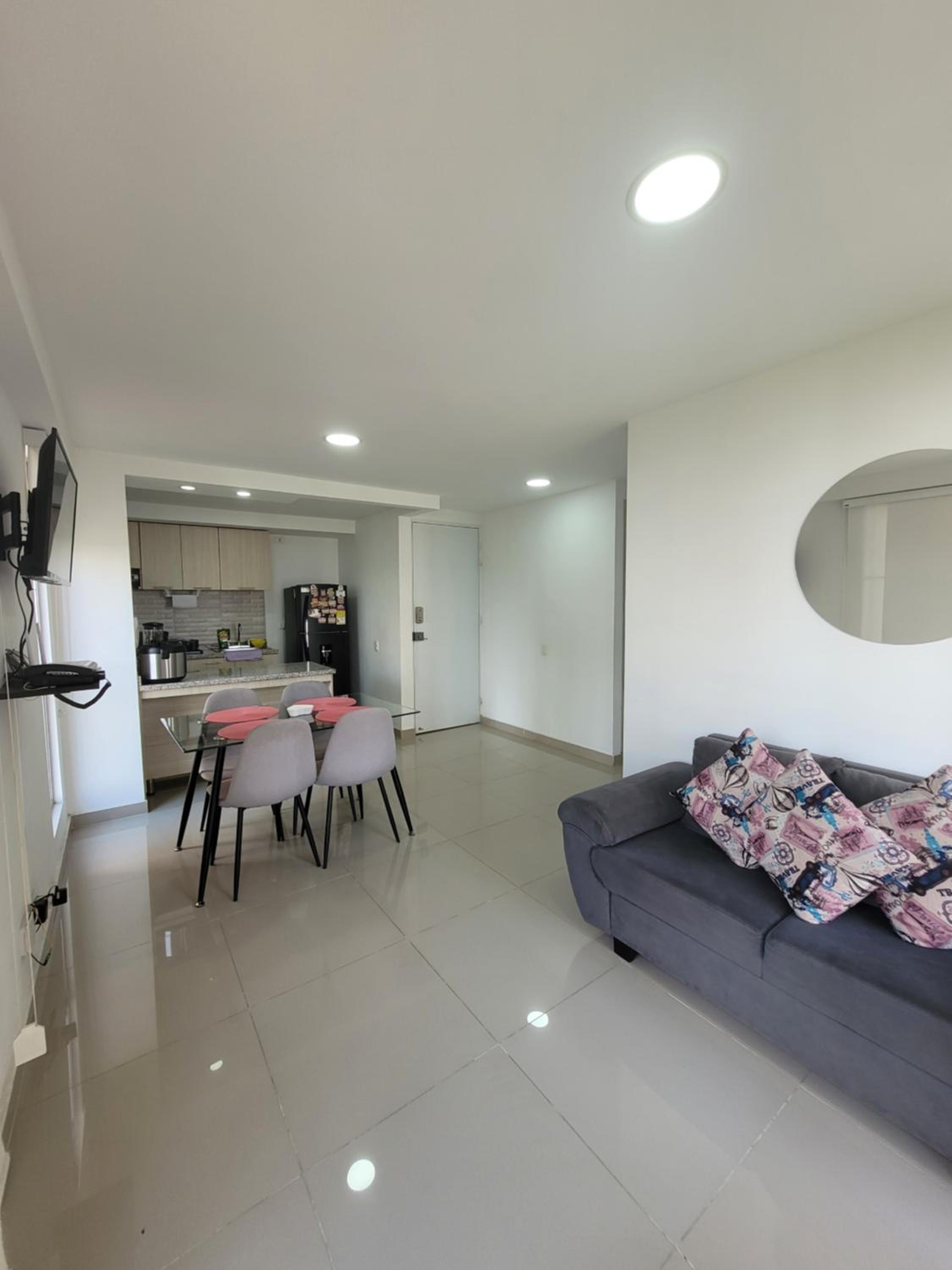 Cali Piso 3 Sector Valle Del Lili Apartamento Acogedor Y Familiar