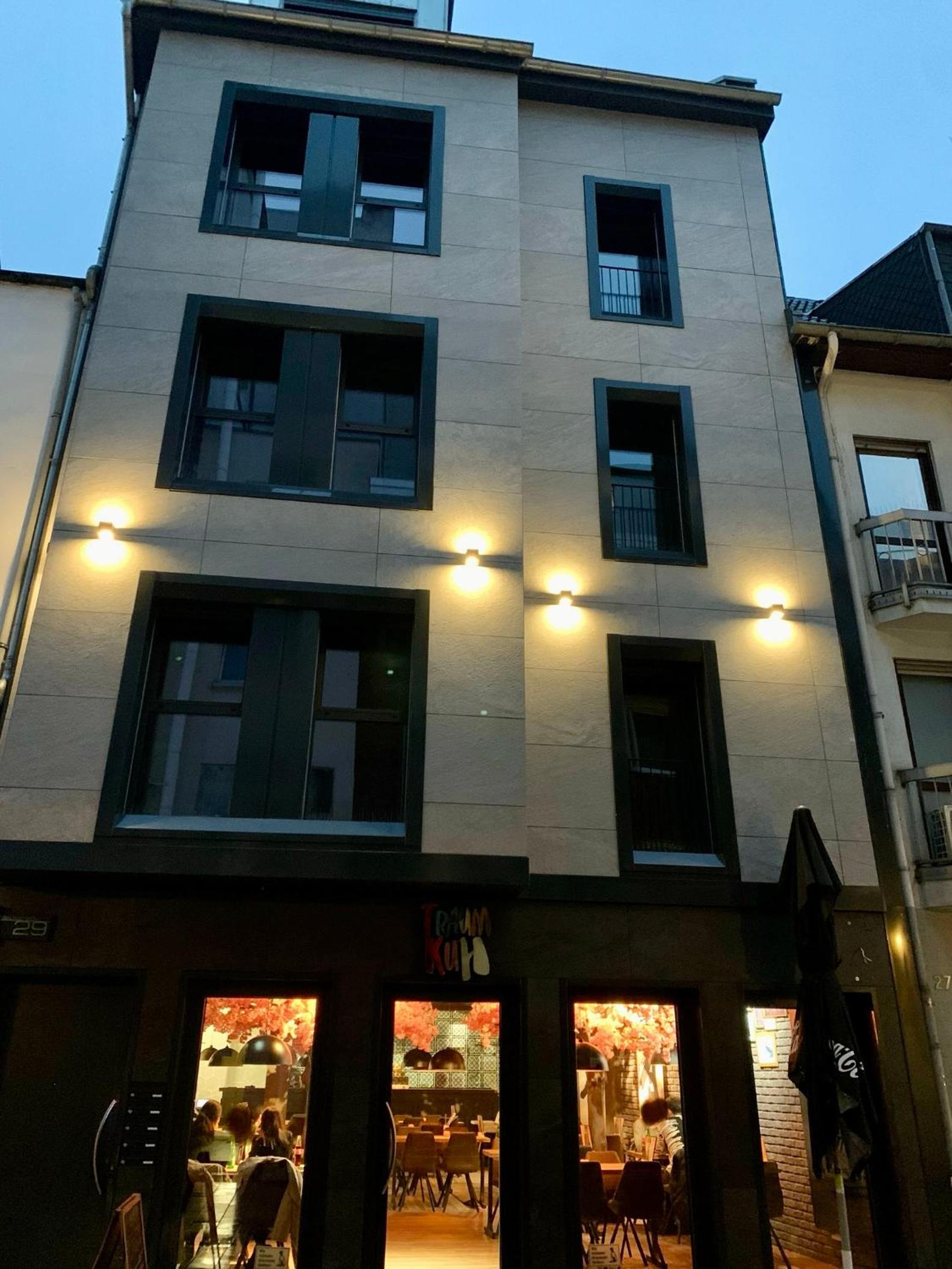 Mont Apartments