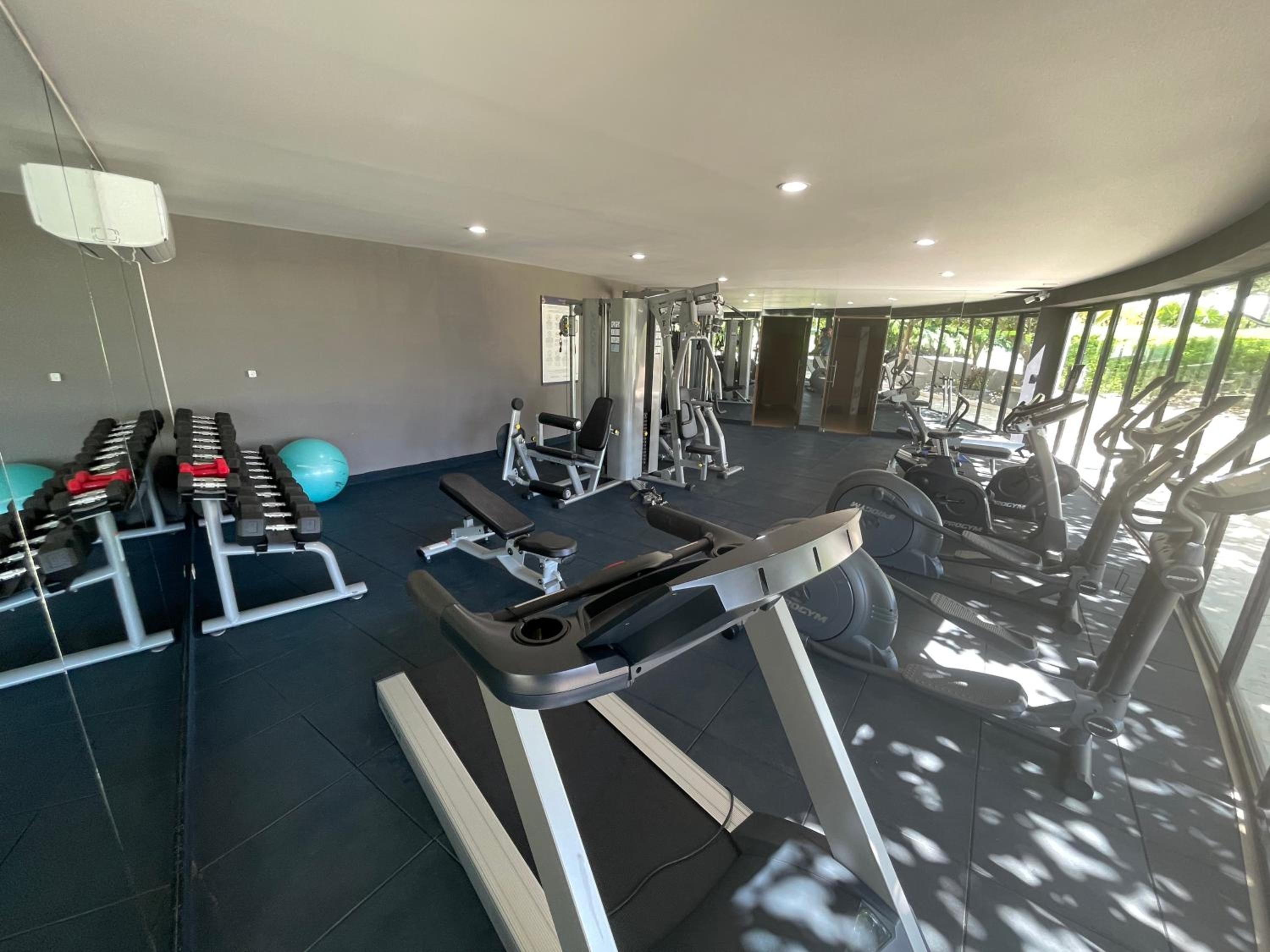Beach Access, 4 Beds, 2 Bedroom, 2 Bath, Quadrant 4107