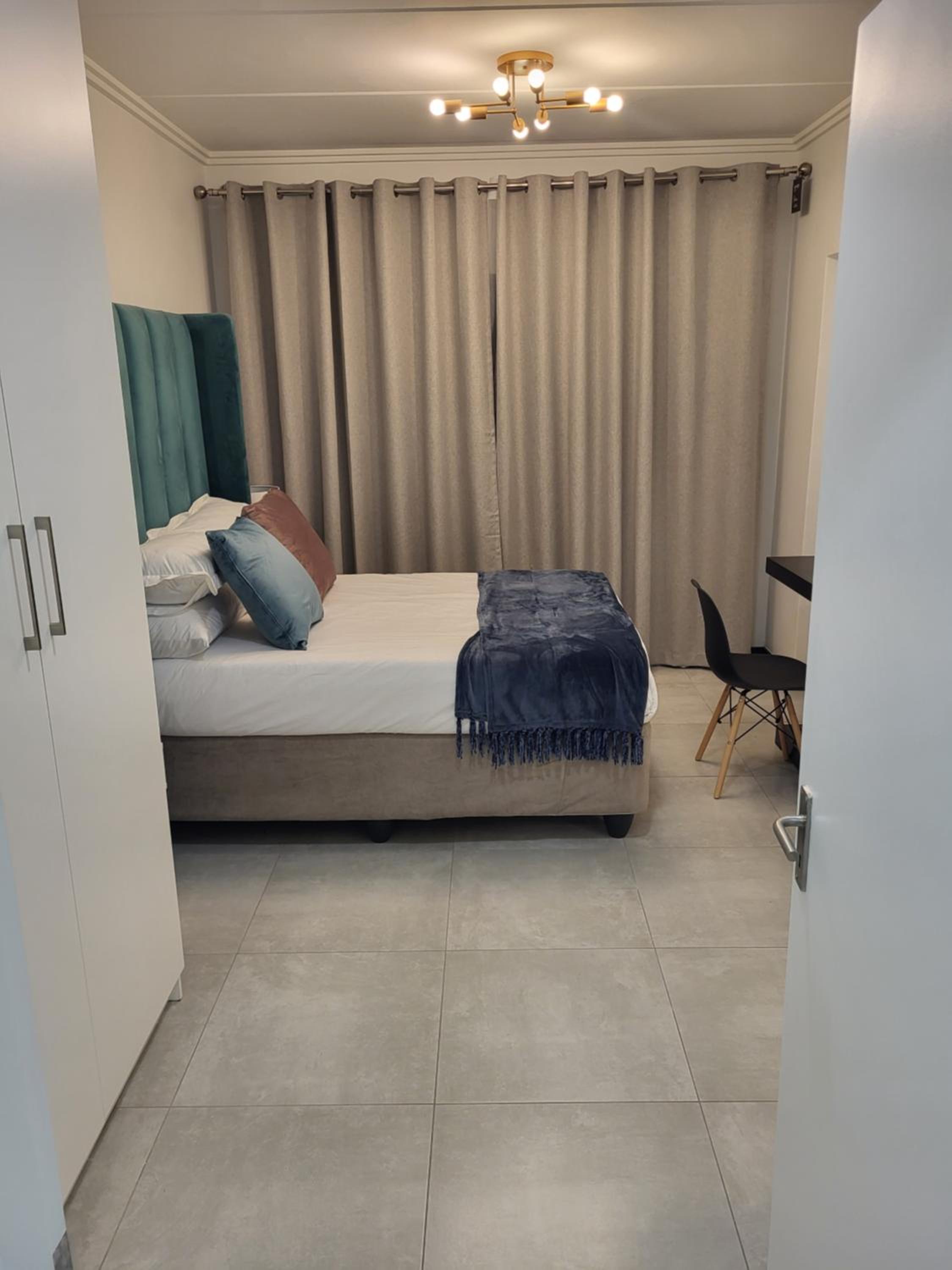 Medon Luxury Suites with power back up Bryanston Sandton