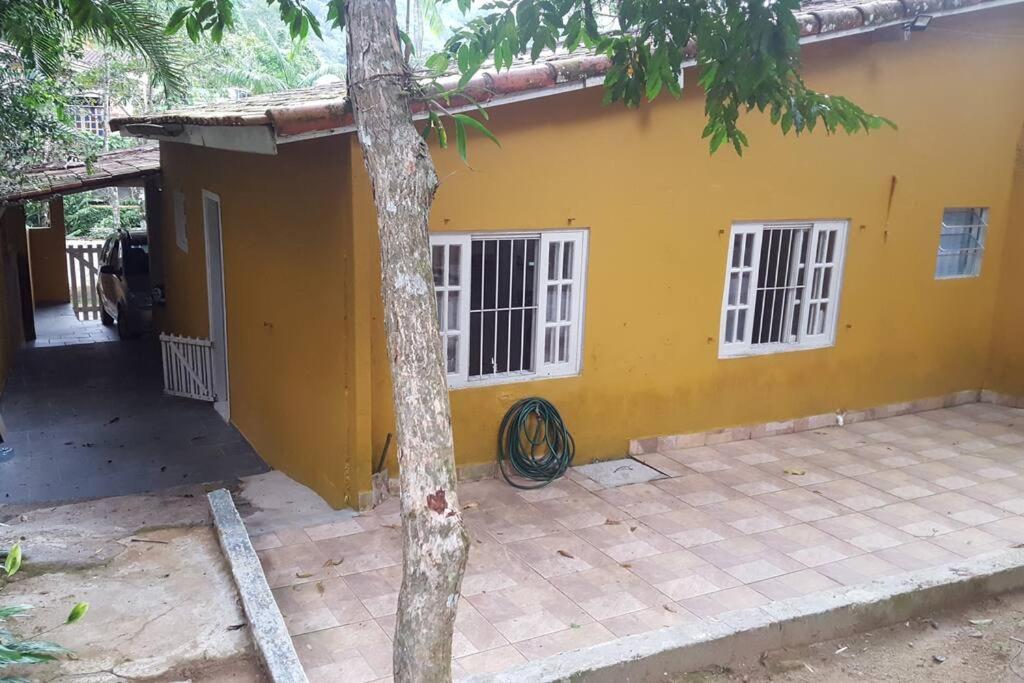 Casa Caiçara a beira da cachoeira