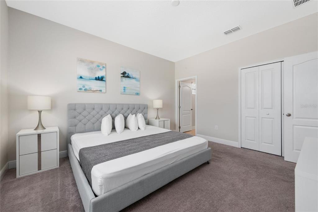 224MCV - Balmoral Resort view 4
