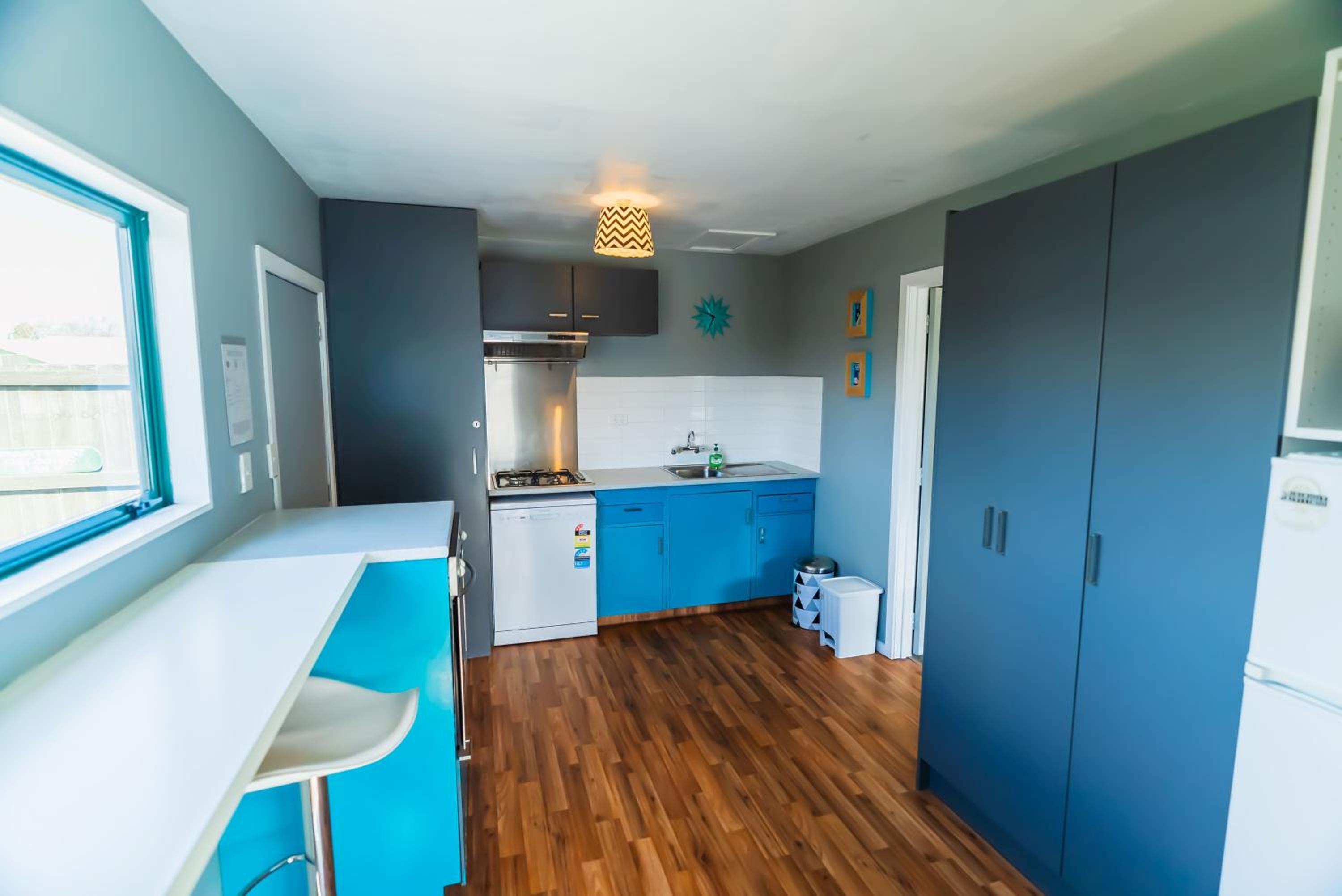 Pinedale Lodge & Apartment