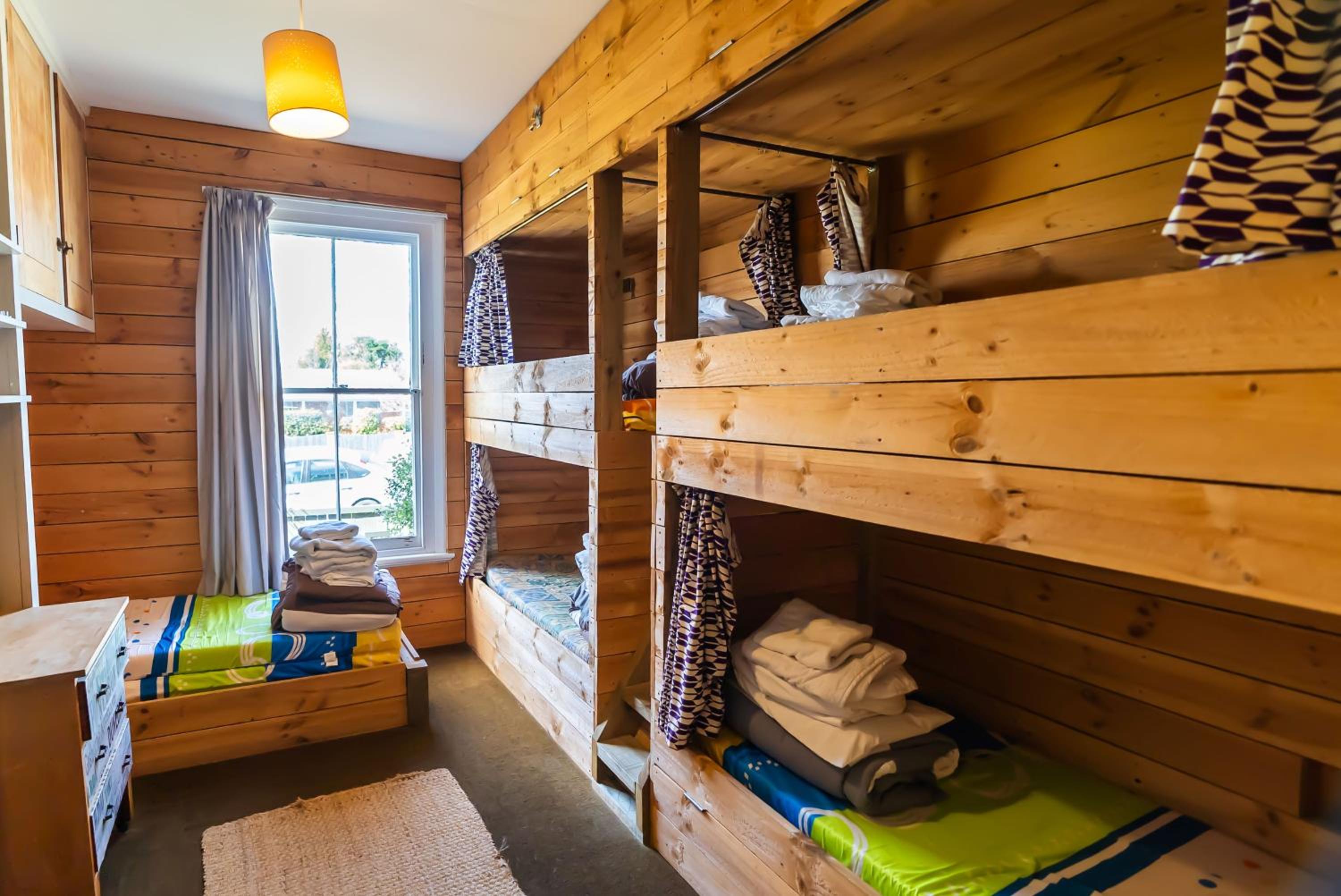 Pinedale Lodge & Apartment