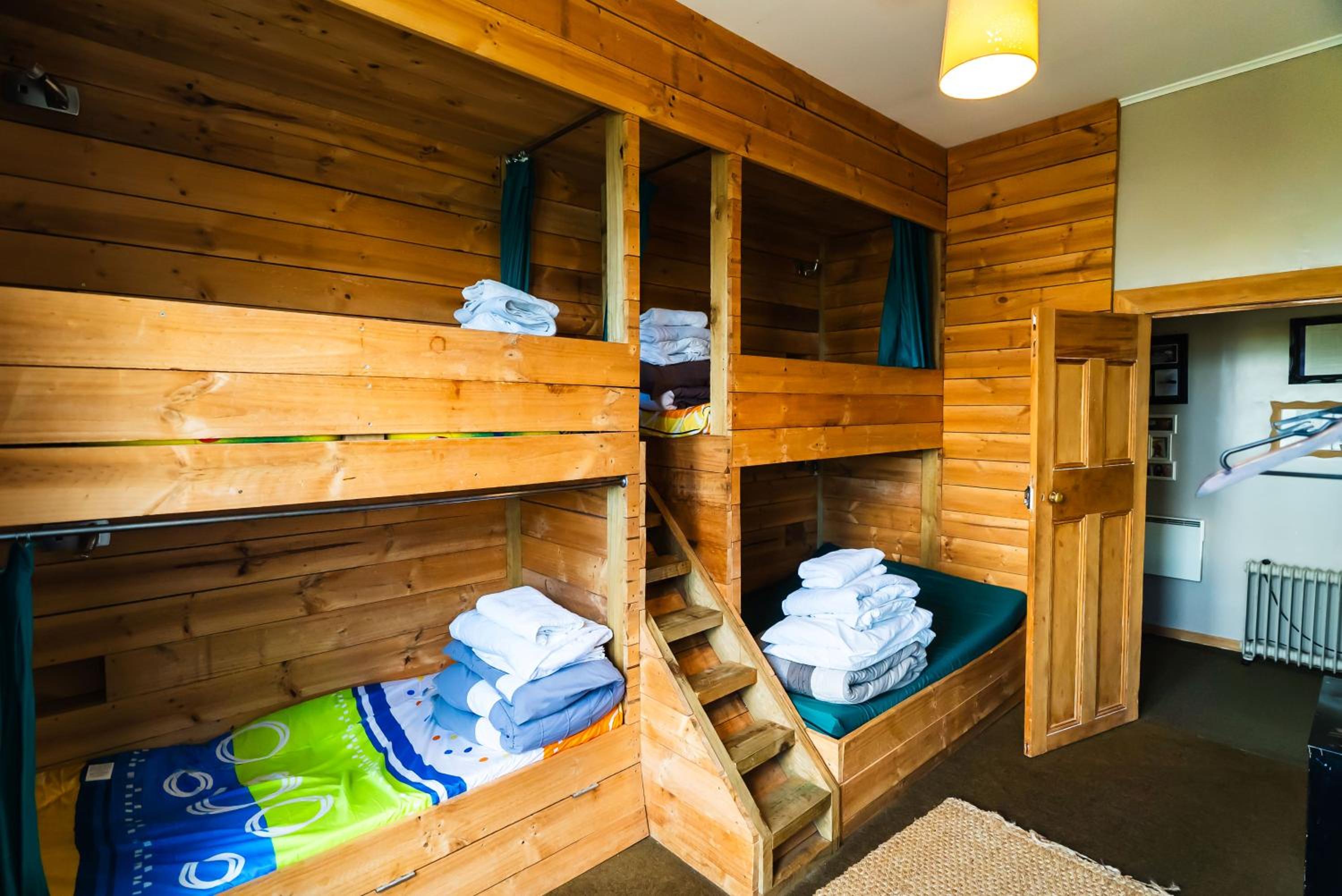 Pinedale Lodge & Apartment