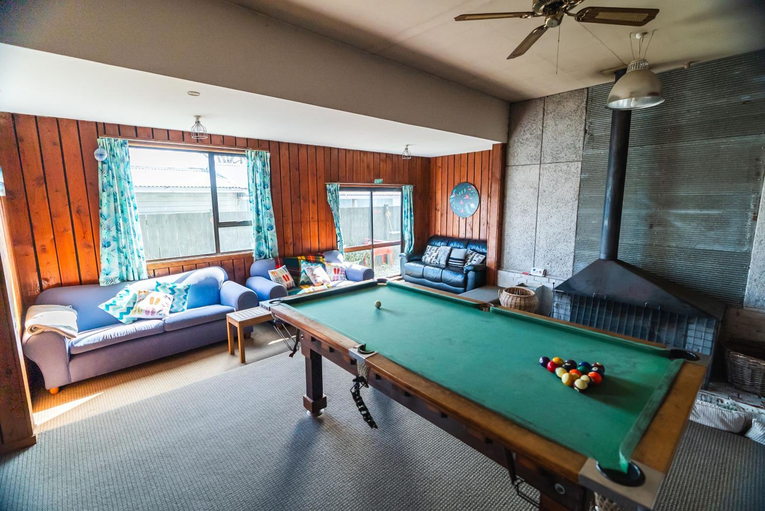 Pinedale Lodge & Apartment