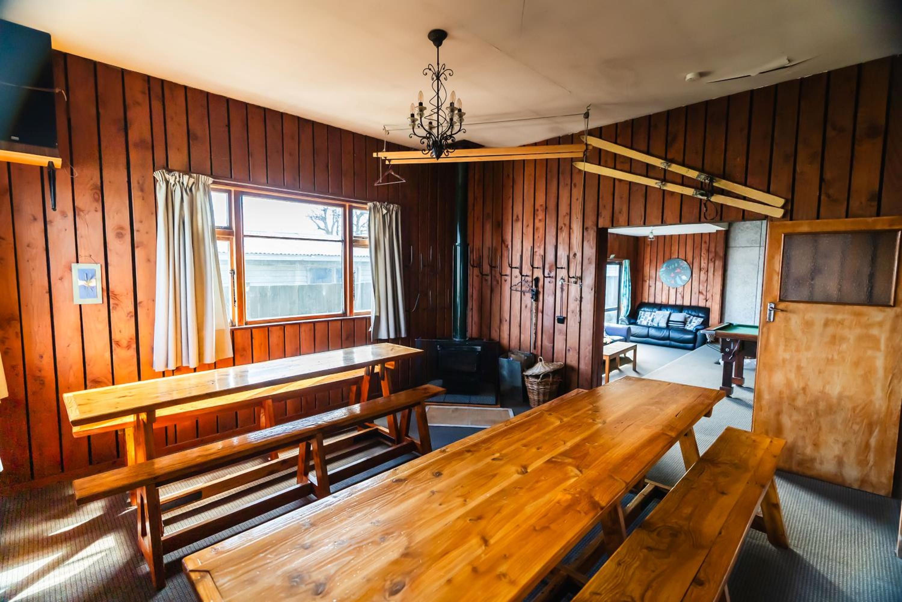 Pinedale Lodge & Apartment