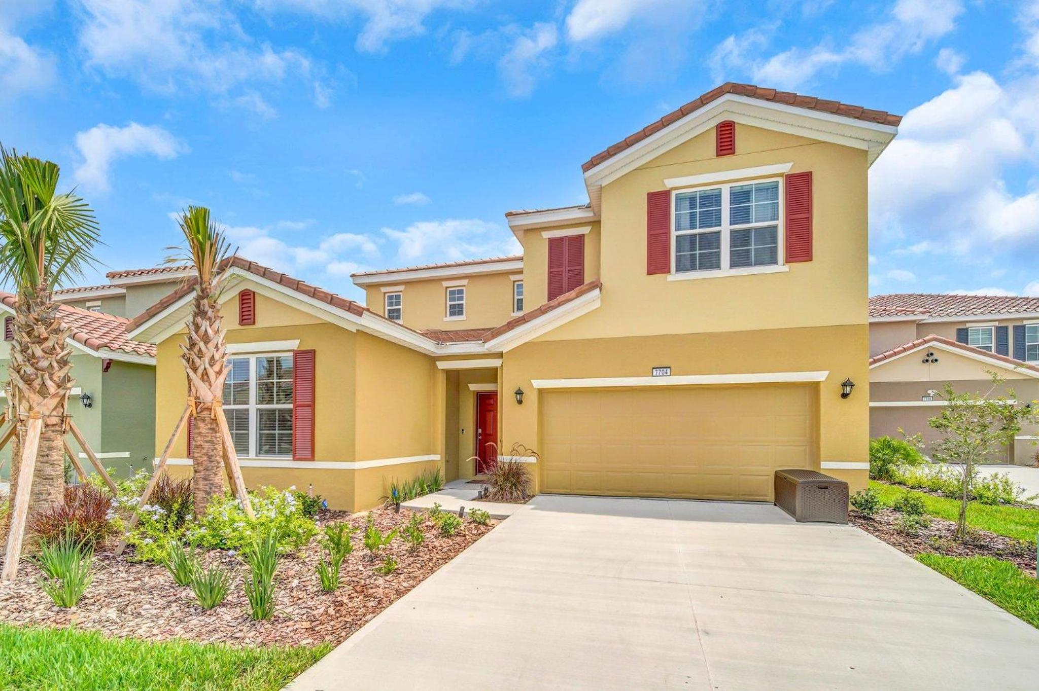7704OML-Solterra Resort view 3