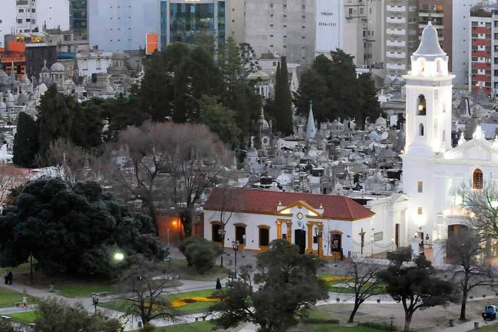 Recoleta: Comfort, silence, and ideal location.