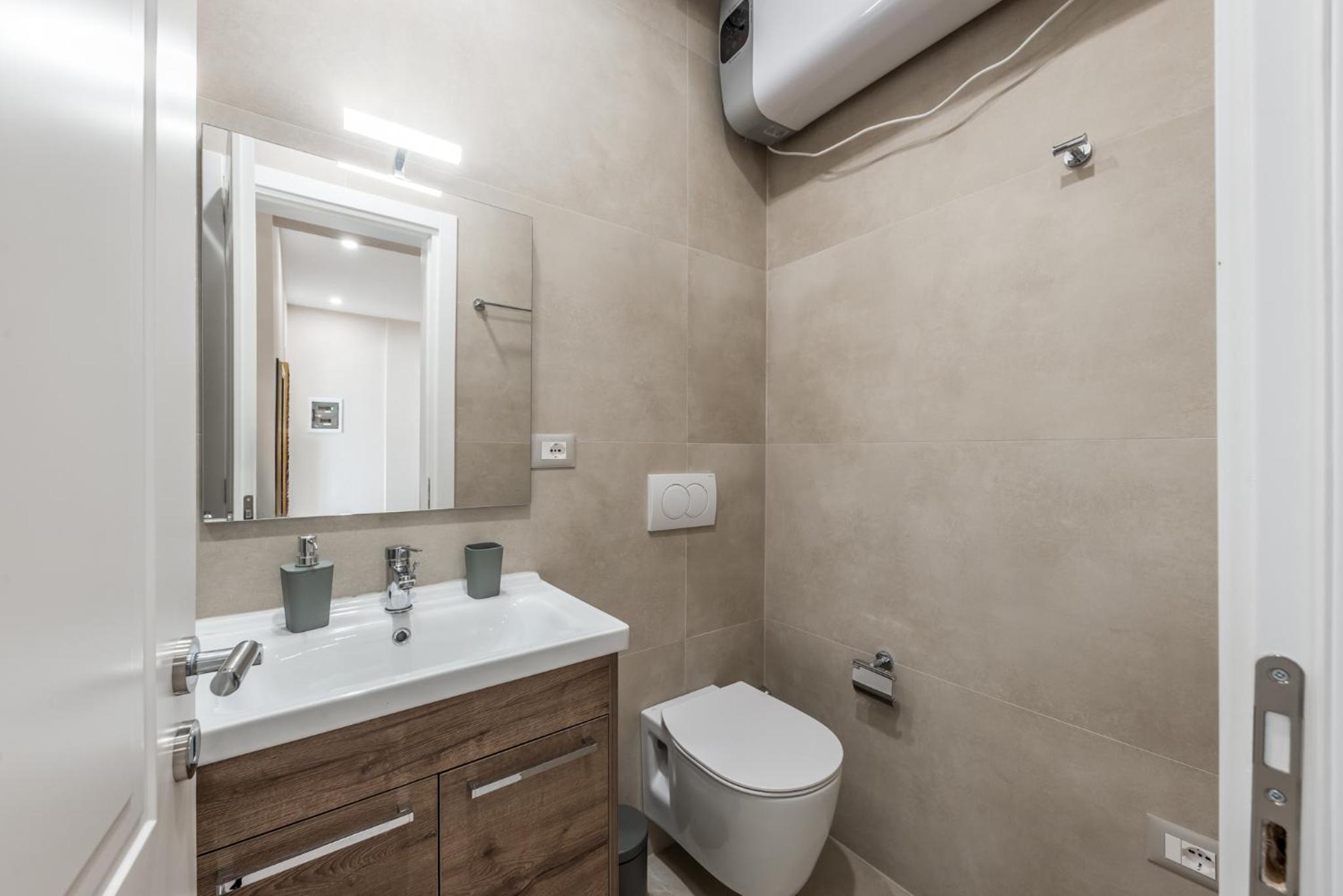 Luxury Block District Apartment