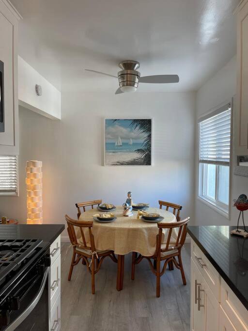 Beautiful unit in the heart of Belmont Shores ! view 4