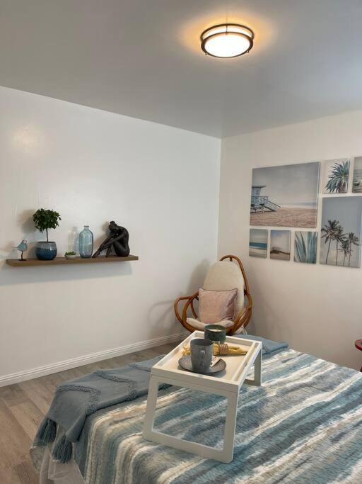 Beautiful unit in the heart of Belmont Shores ! view 5
