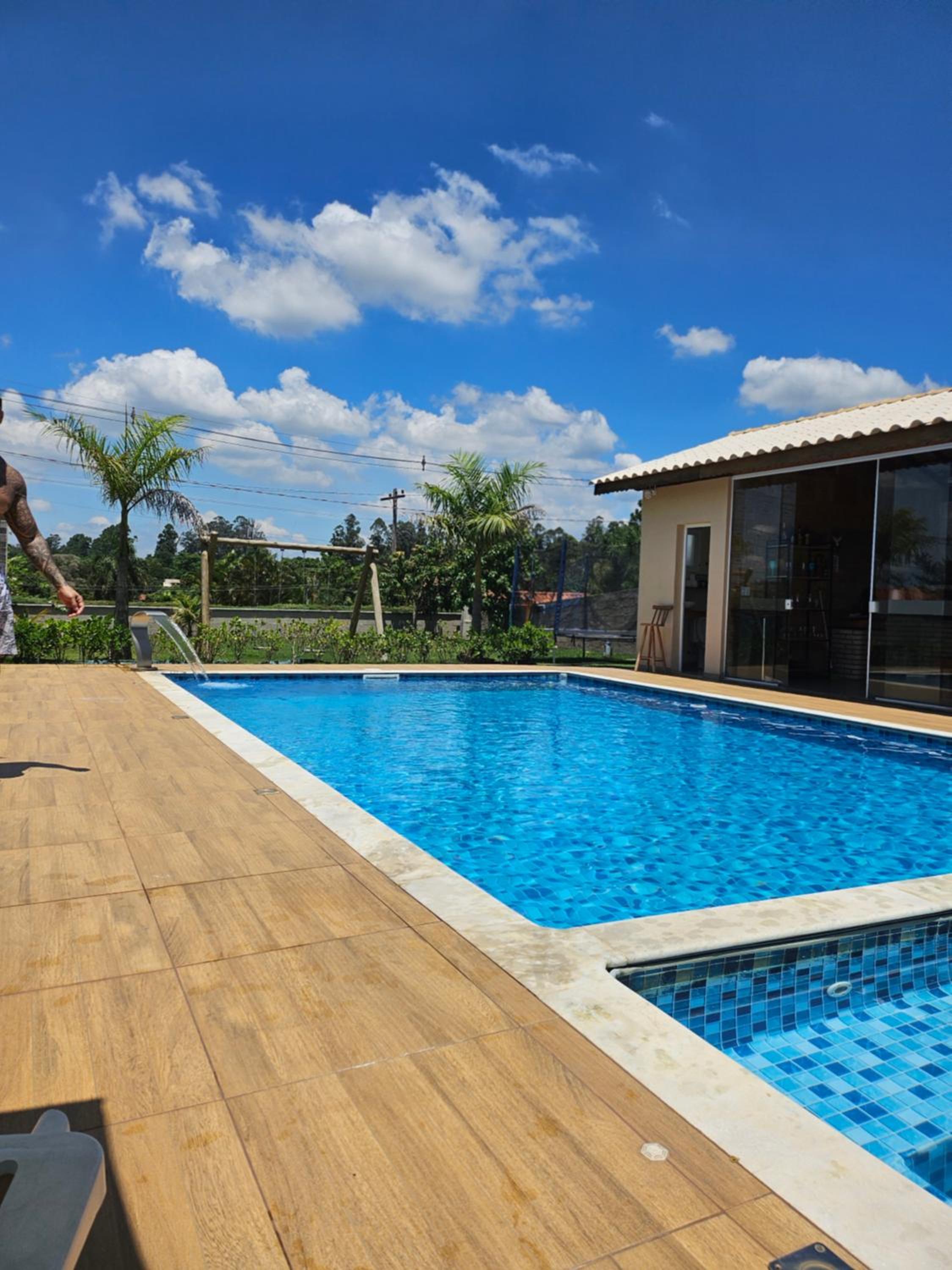 CHÁCARA ALTO PADRÃO MAIRINQUE Piscina com aquecimento Solar