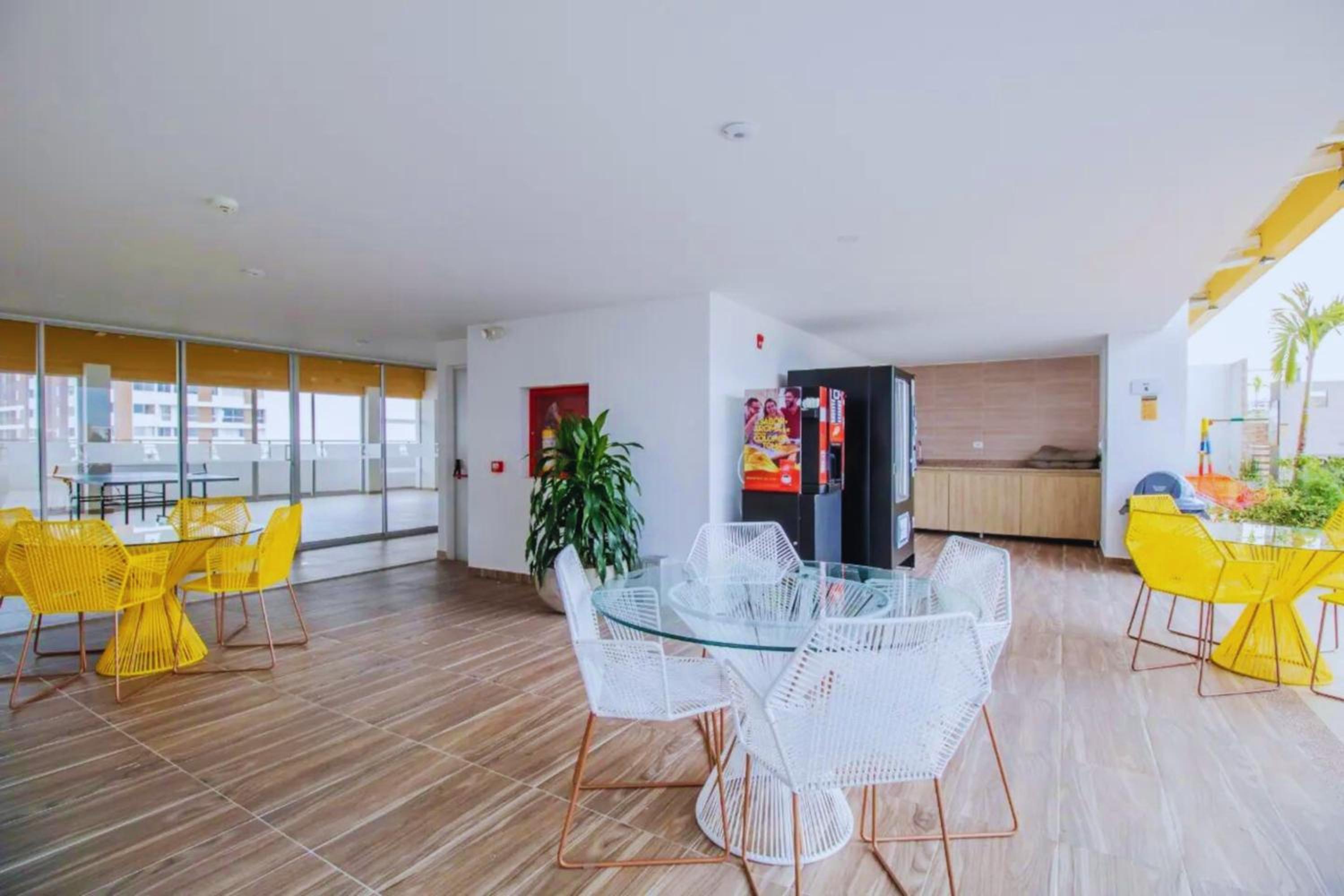 Espacioso apartamento en la mejor zona de Armenia - Edificio 1A Club House
