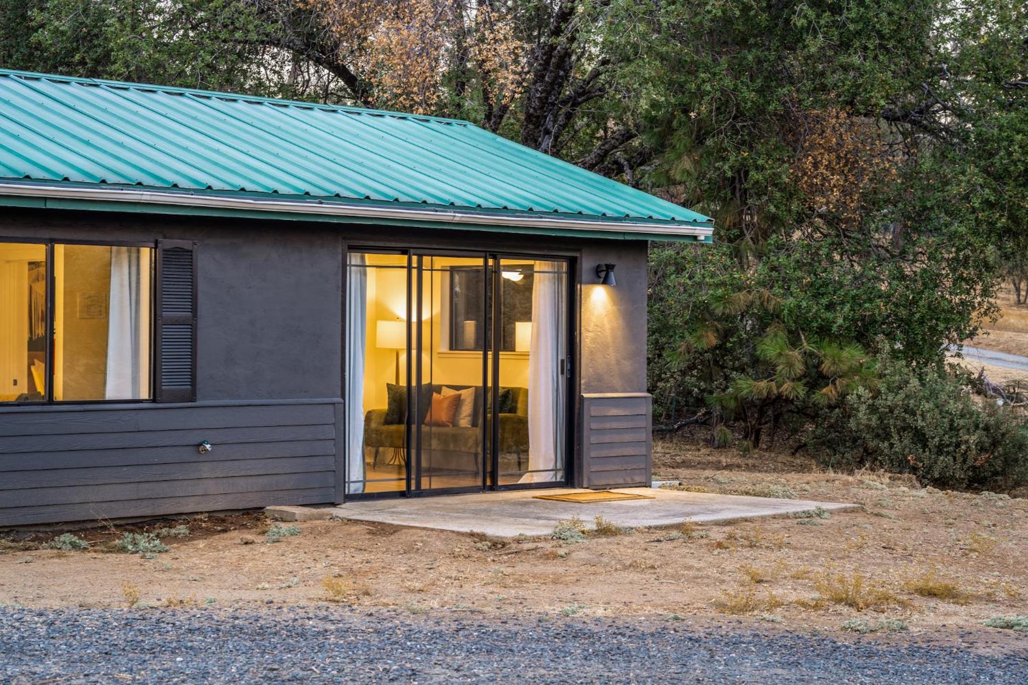 Manzanita Rest