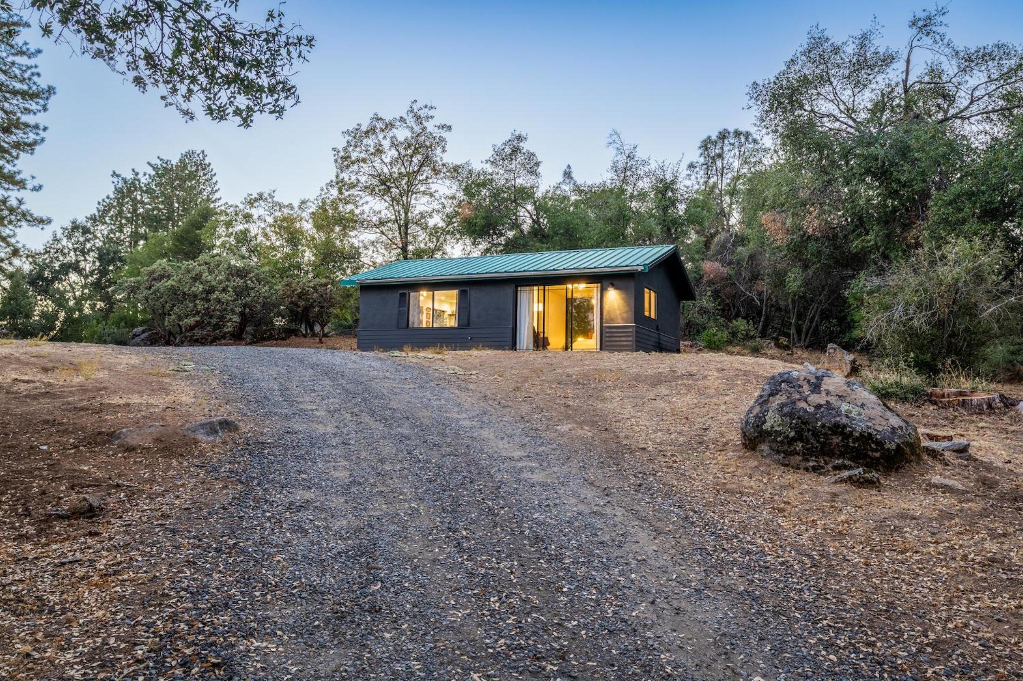 Manzanita Rest
