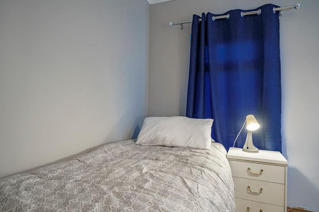House Close to City Centre and City Airport view 5