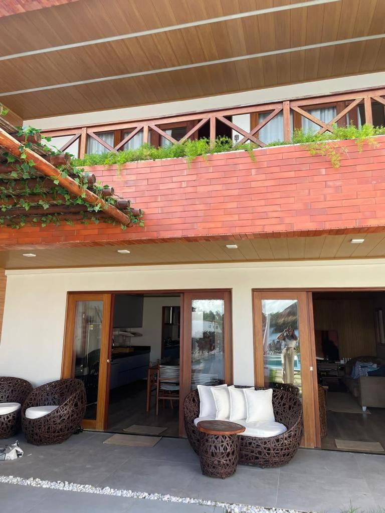 Casa beira lagoa barra de São Miguel