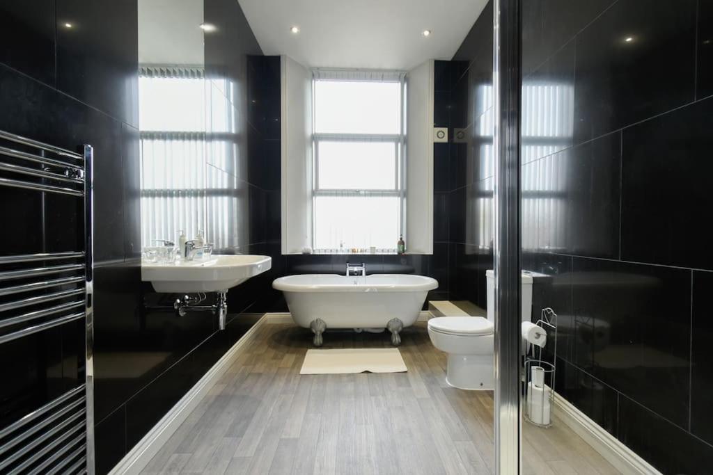 Suite in the heart of Great Harwood view 4