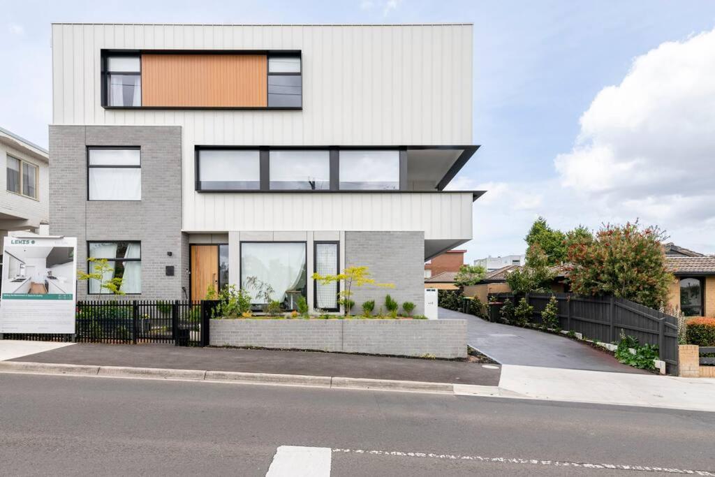 3 BedroomTownhouse-free parking