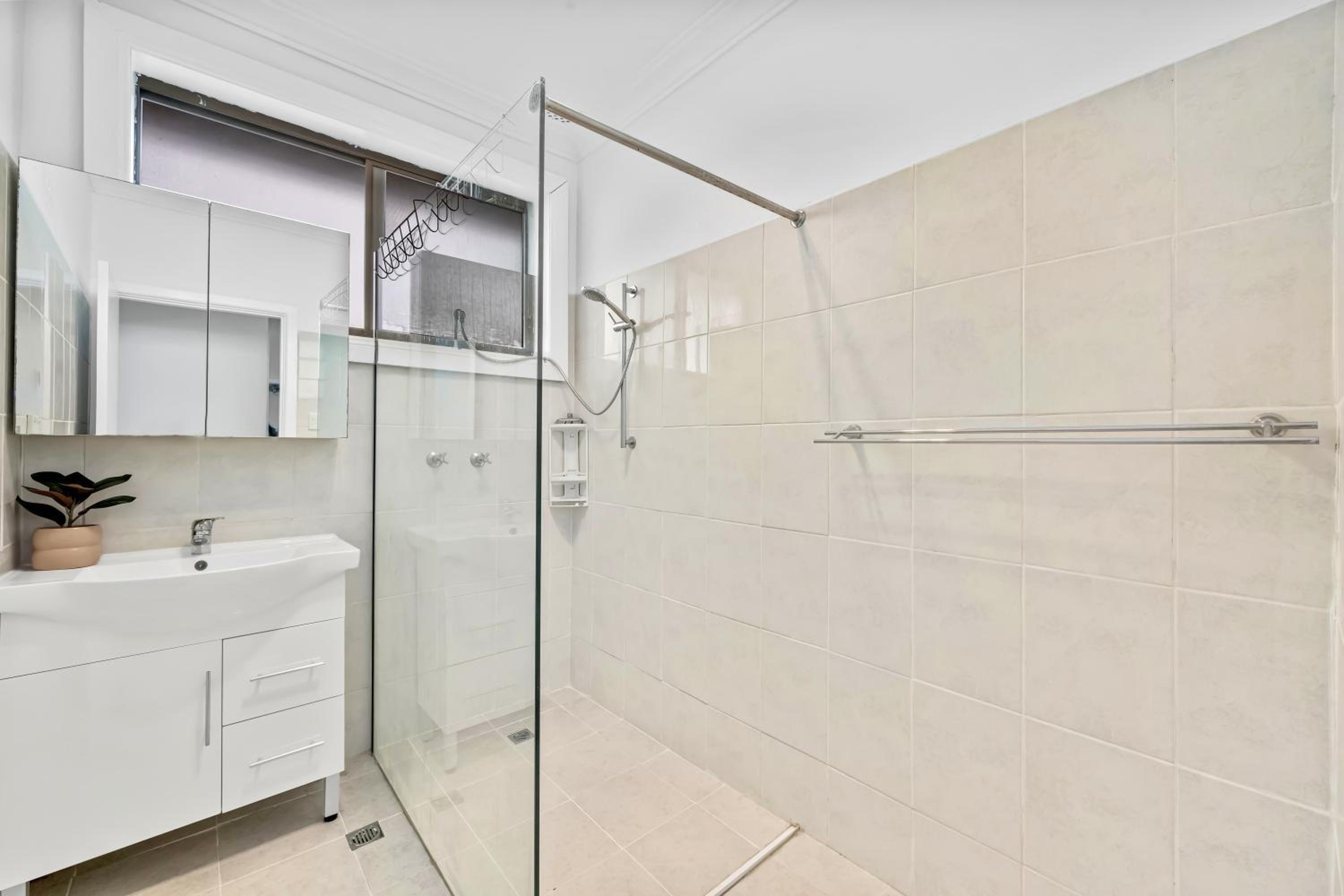 Spacious Upper House For You