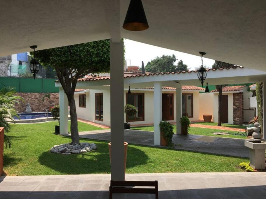 Hotel Casa Brisa At Burgos Cuernavaca, Mexico