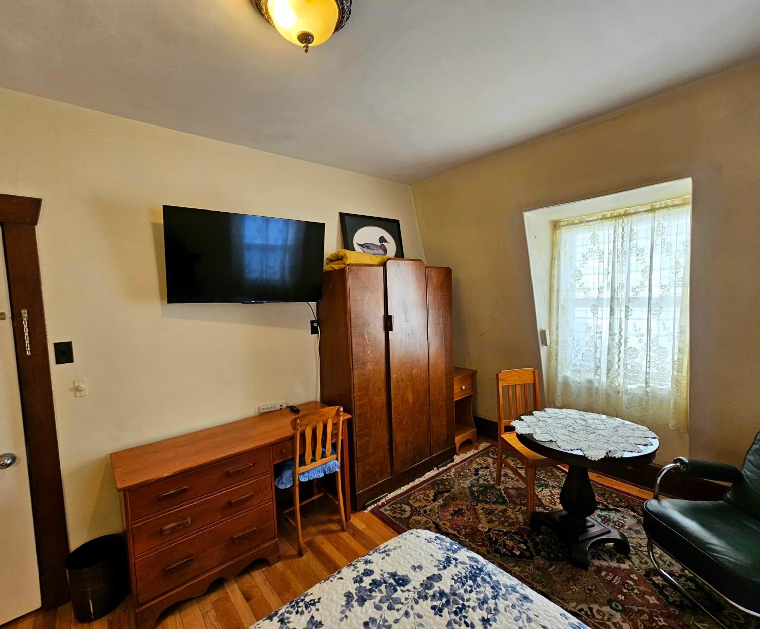 Photo 6
