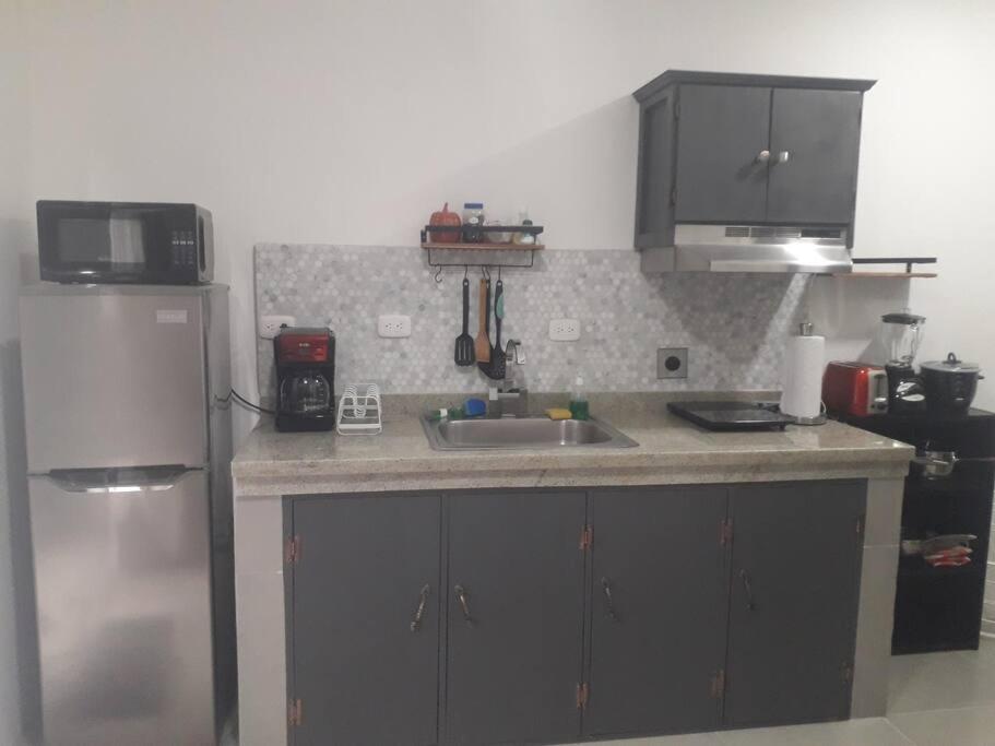cr.arenalapartments#3 hermoso lugar con parqueo