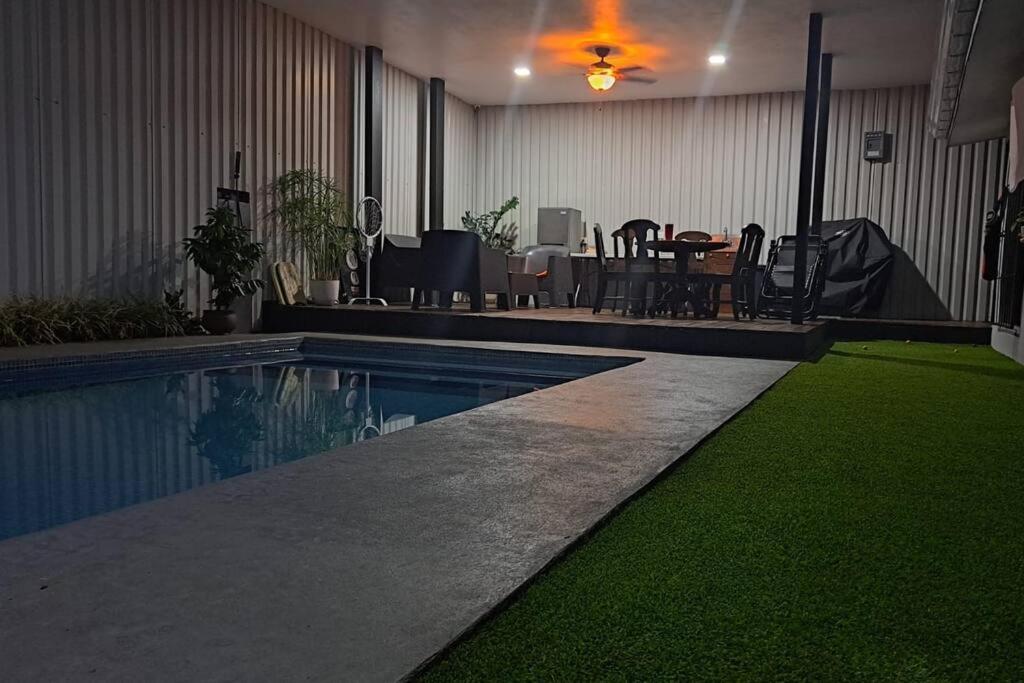 su casa vacacional fortuna arenal con piscina