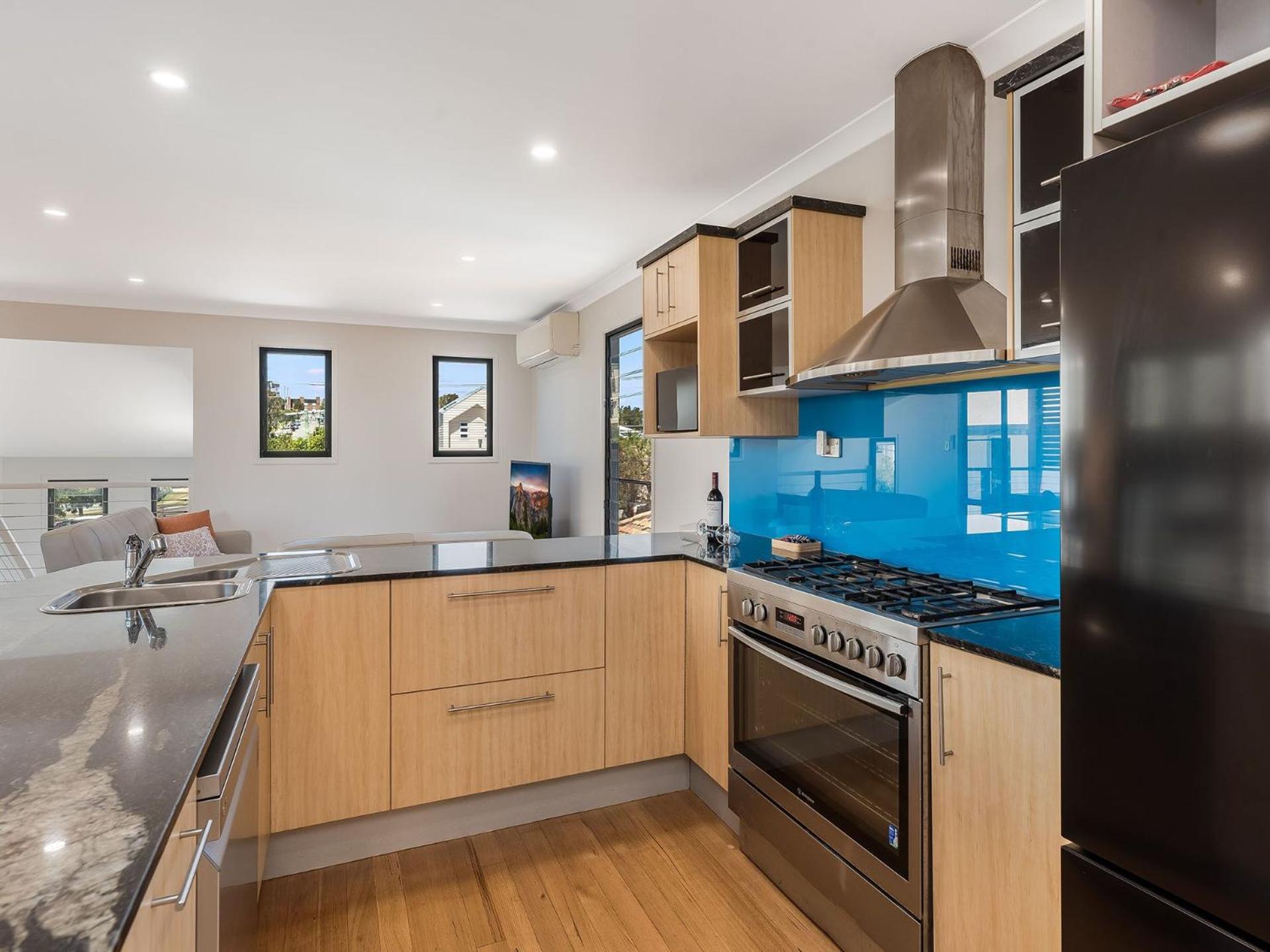 22 Seaview Terrace Moffat Beach