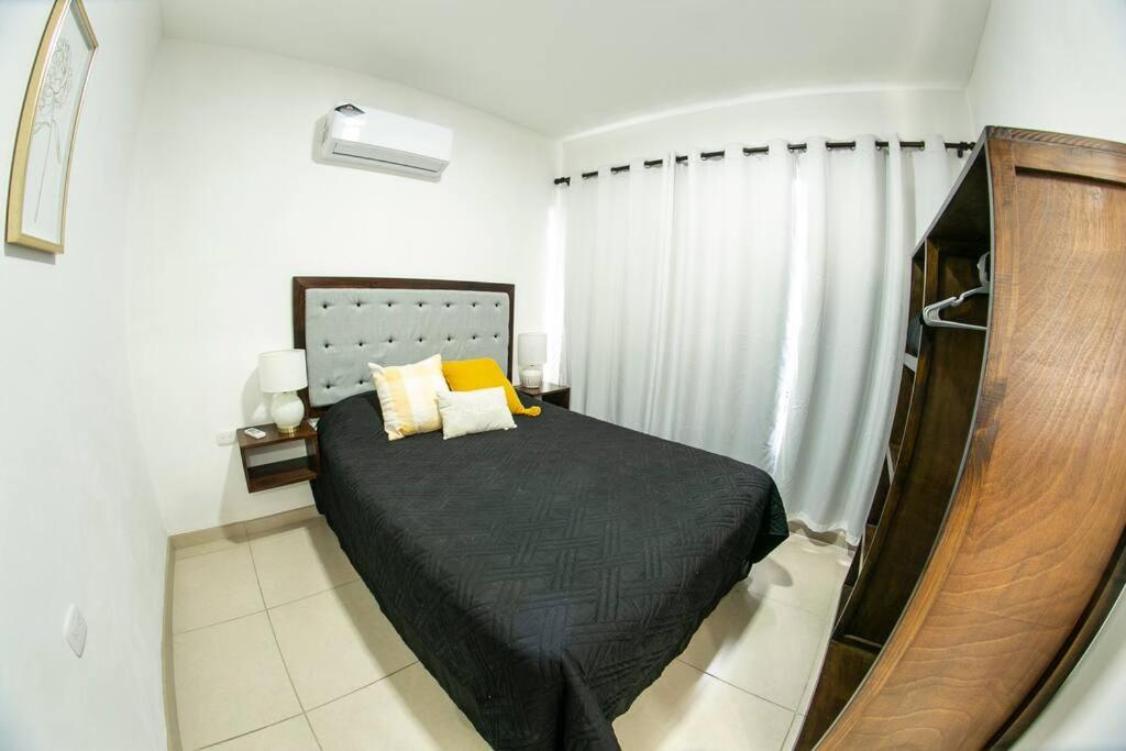 cr.arenalapartments#1..hermoso,cómodo con parqueo