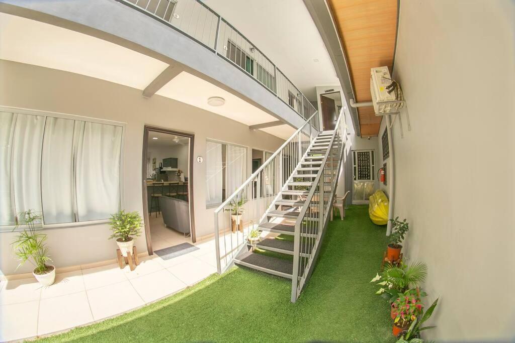 cr.arenalapartments#1..hermoso,cómodo con parqueo