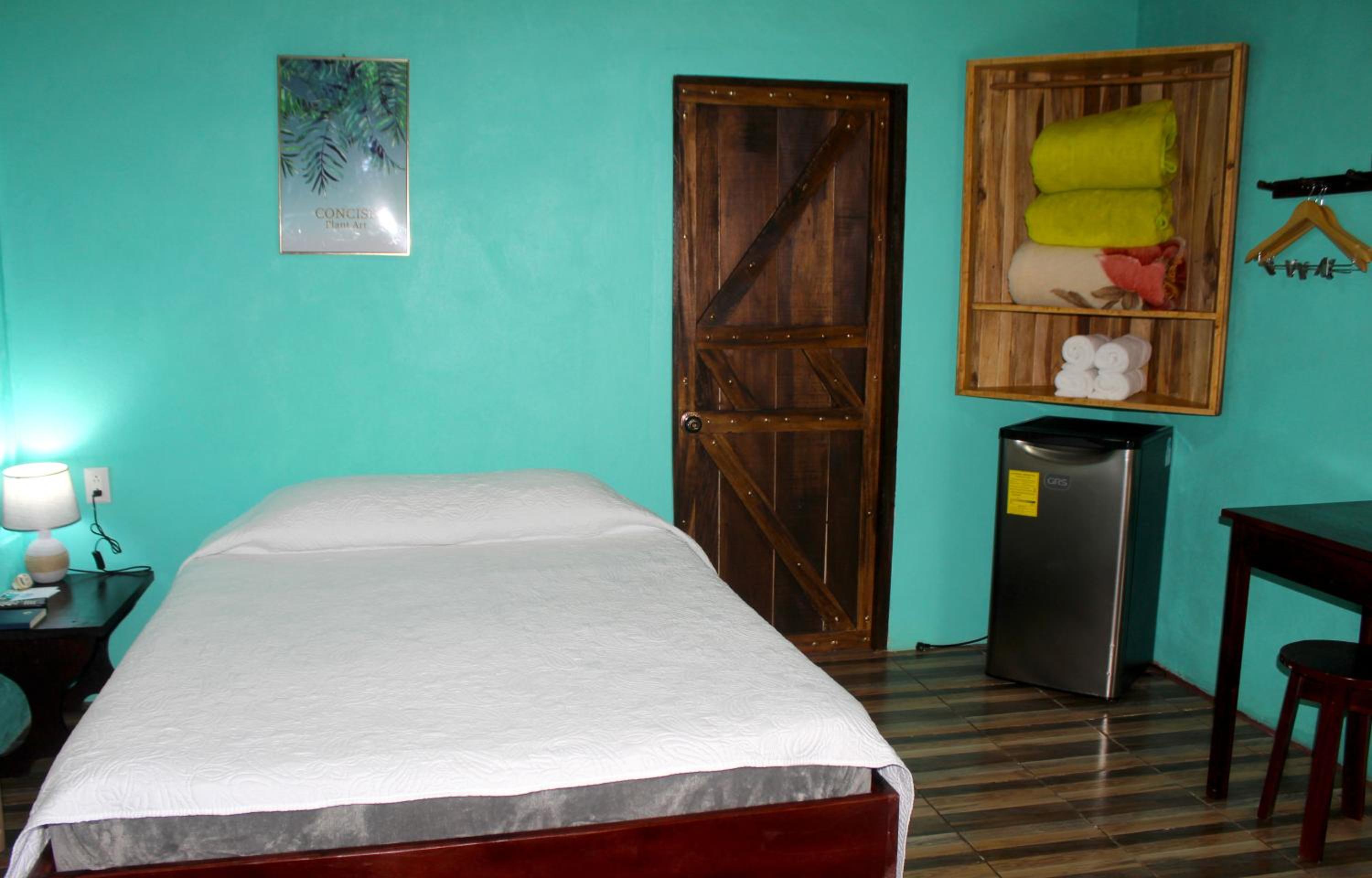 Posada Río Celeste La Amistad